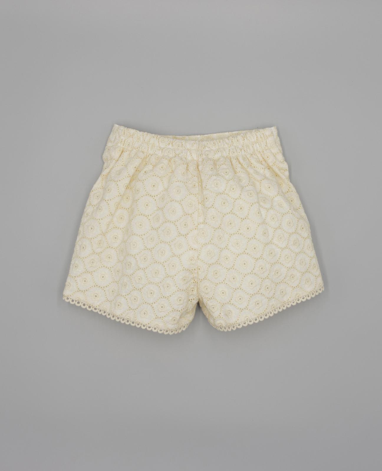 Short Infantil Bordado Flores e Ondas com Guipur Cru-2