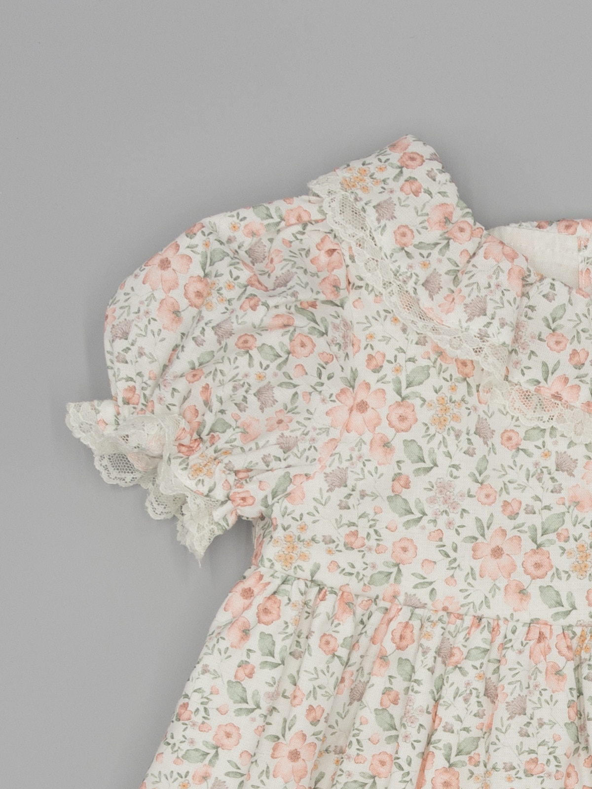 Vestido para Bebé com Estampado Floral e Manga Curta Balão Coral-4