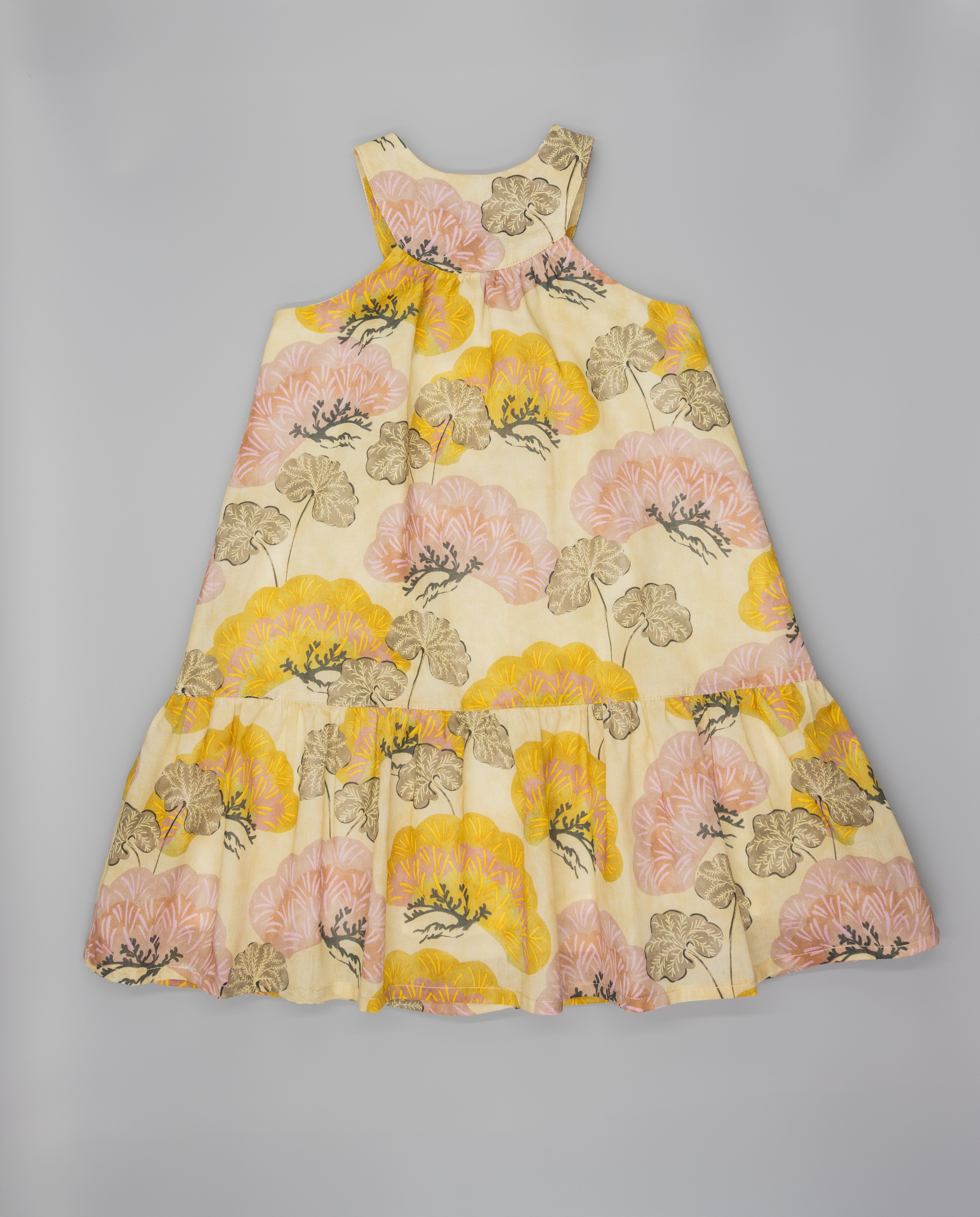 Imagem 0 de Vestido Infantil Estampado Plantas Grandes com Ombros Metidos