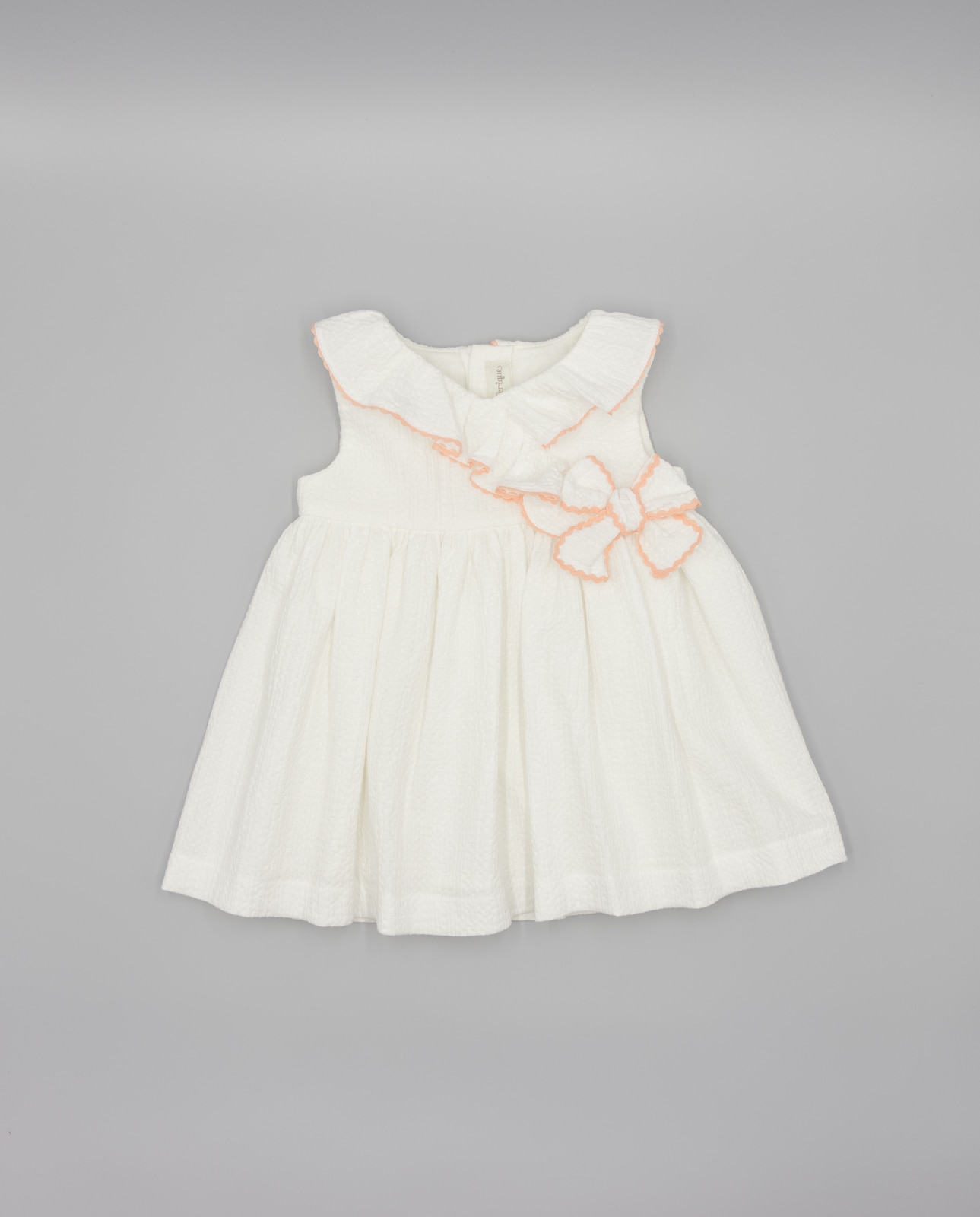 Vestido para Bebé em Piqué com Folho Cruzado e Ondulina Branco-2