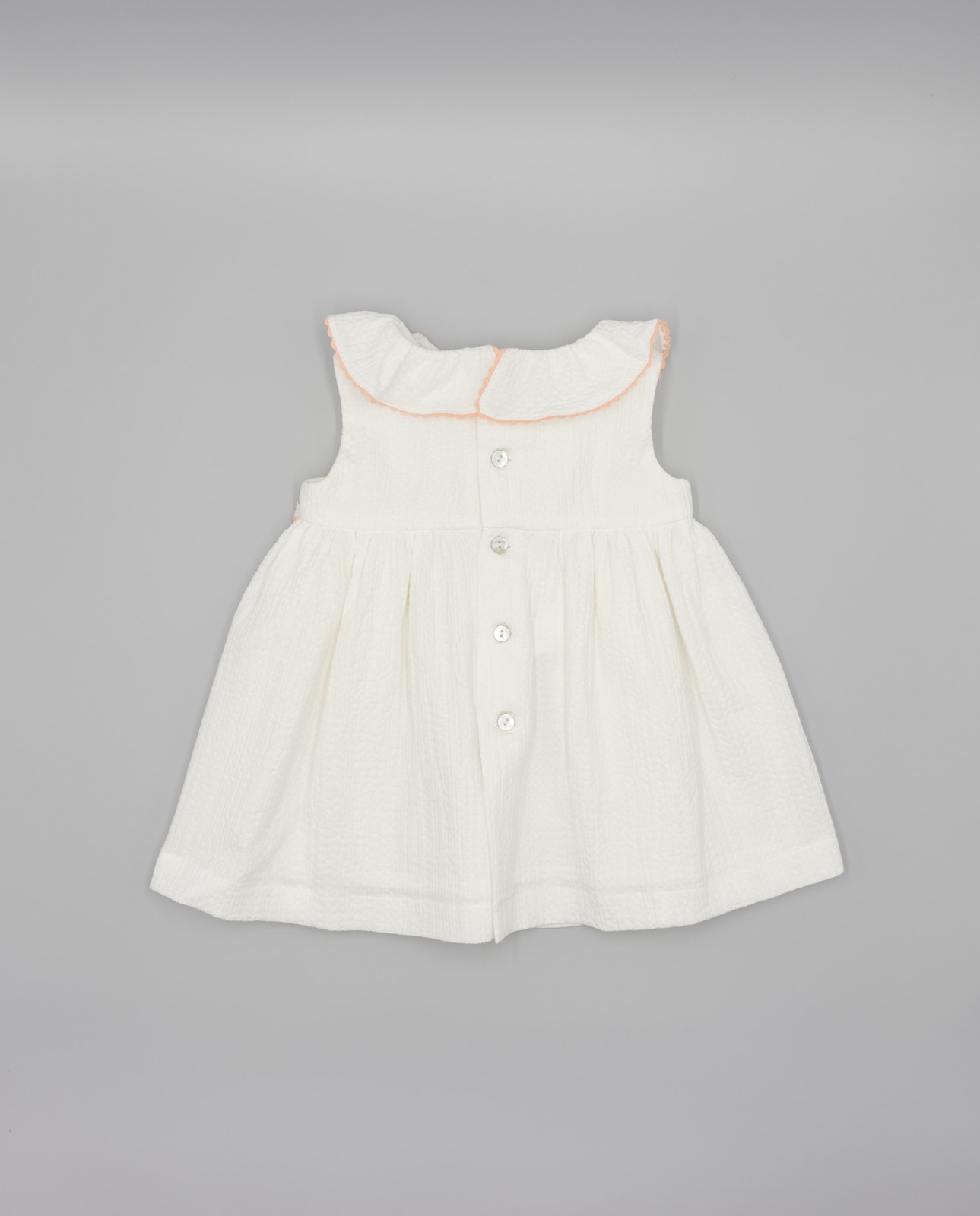 Vestido para Bebé em Piqué com Folho Cruzado e Ondulina Branco-3