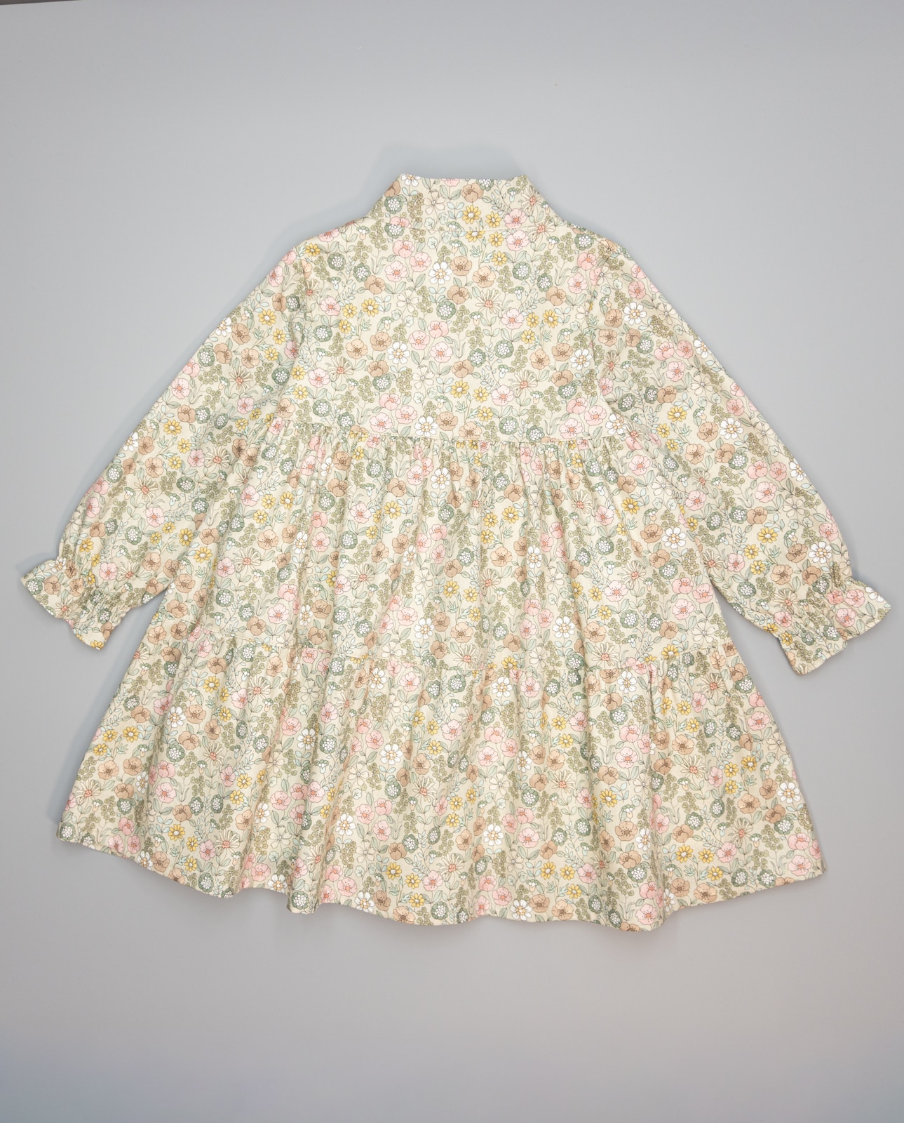 Vestido Bege de Viella Floral com Folhos e Laçada na Gola Torrado-2