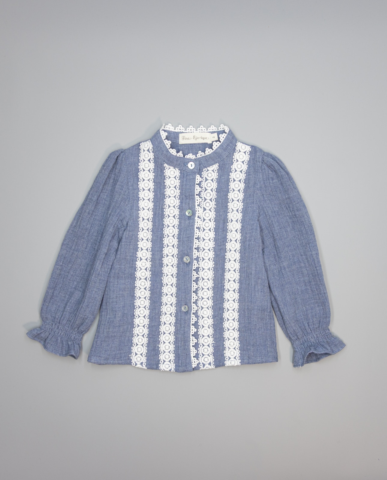 Imagem 0 de Camisa Infantil de Algodão com Guipur na Gola e Entredoses