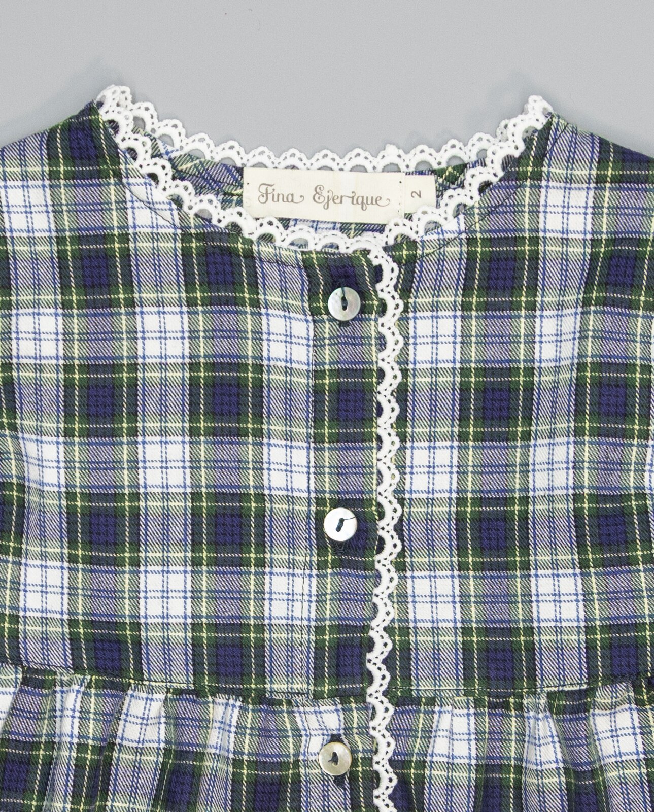 Camisa Infantil Aos Quadrados com Guipur no Decote Verde-3