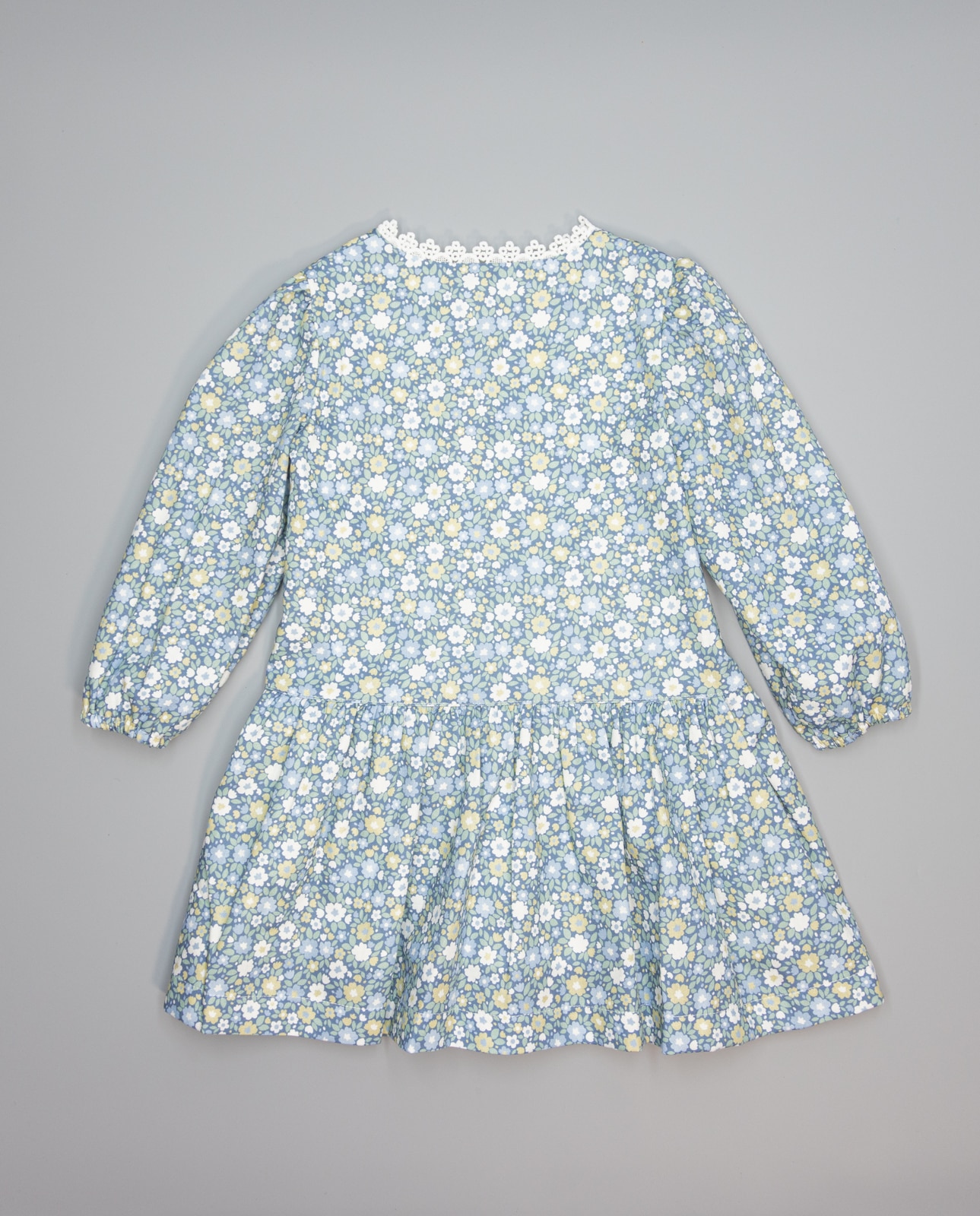 Vestido Azul de Viella Floral com Guipura no Decote e Parte Frontal Azul-2