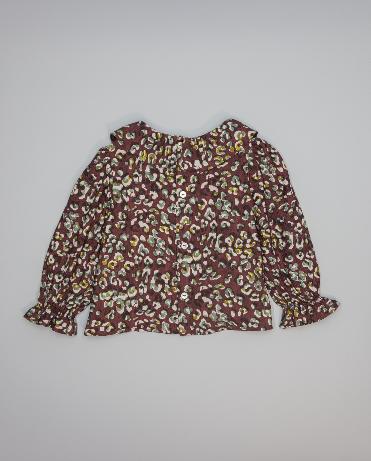 Camisa Infantil Bordeaux Animal Print com Gola Franzida e Laço Grená-2