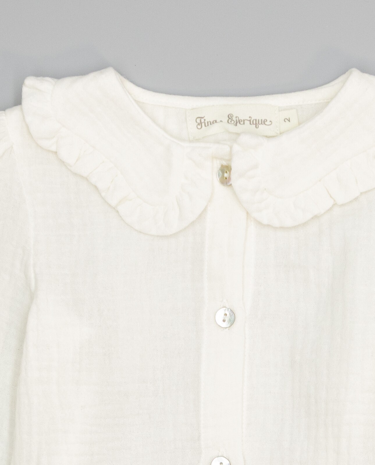 Blusa Infantil em Dupla Gaze com Gola Folho e Botões de Madrepérola Cru-3