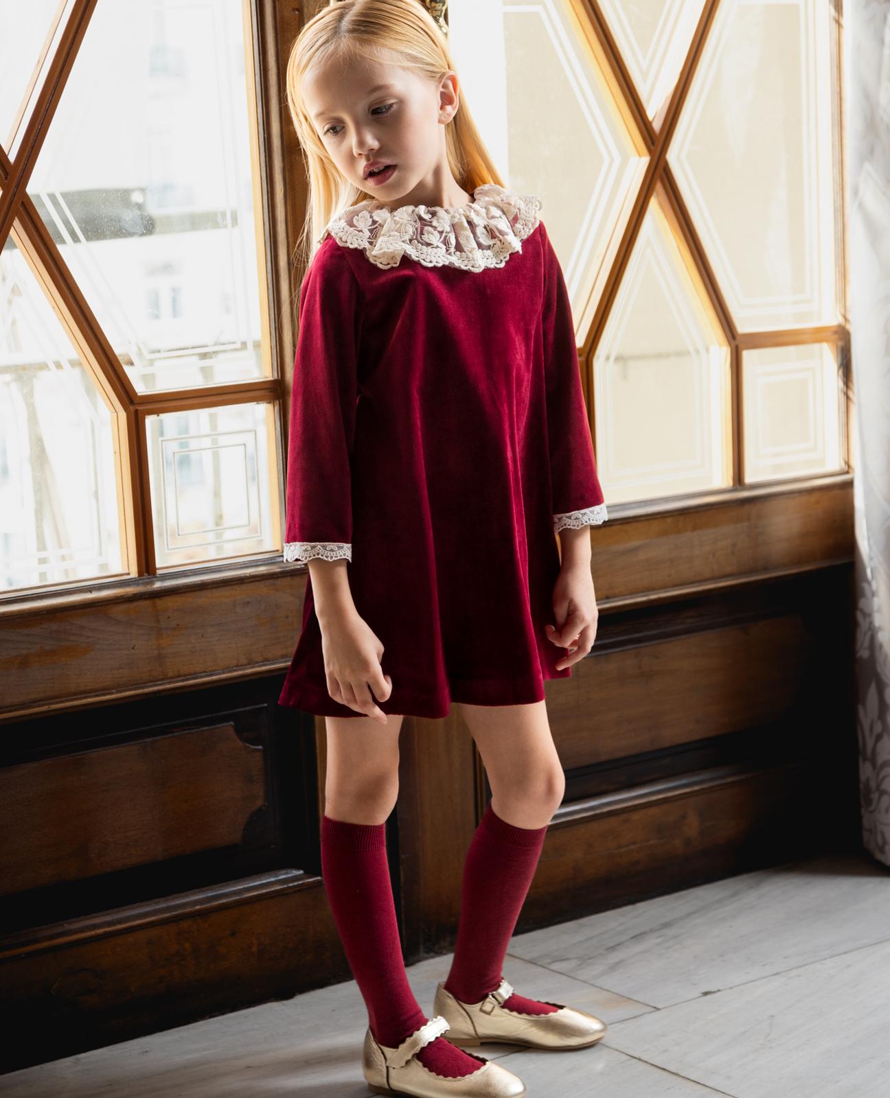 Imagem 0 de Vestido Bordeaux Evasé com Gola de Renda