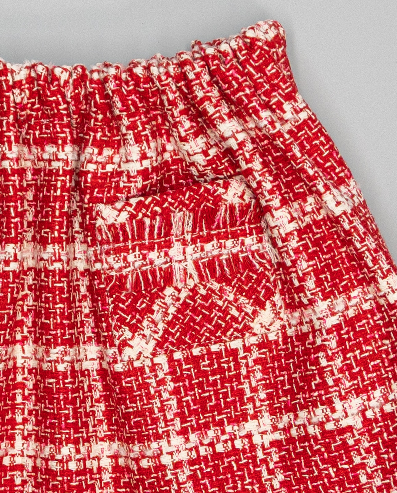 Saia Vermelha Franzida Aos Quadrados com Bolsos Desfiados Vermelho-3