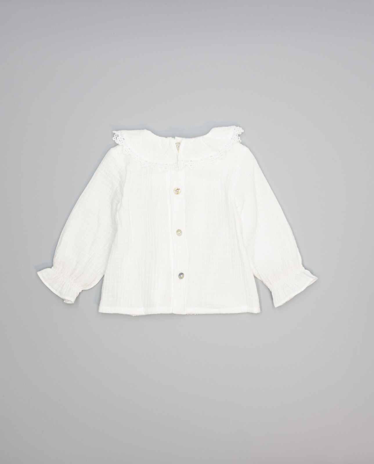 Camisa Branca de Algodão Estruturado com Folho e Entredós na Parte Frontal Cru-2