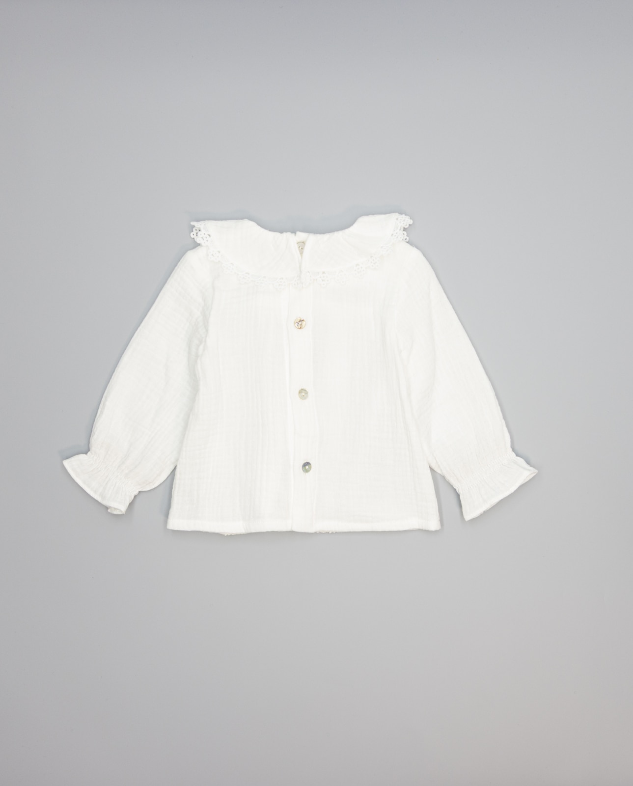 Camisa Branca de Algodão Estruturado com Folho e Entredós na Parte Frontal Cru-2