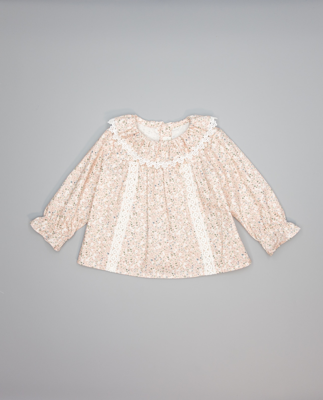 Imagem 0 de Camisa de Viella Floral Rosa com Folho e Entredós na Frente
