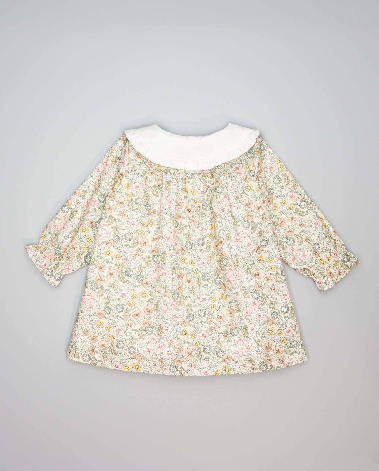Vestido Bege de Viella Floral com Botões na Parte Frontal com Gola em Branco e Pala Torrado-3