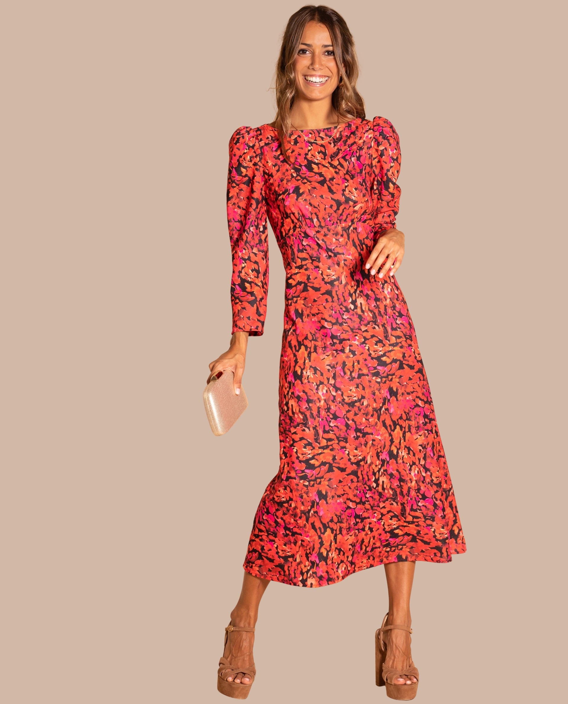 Imagem 0 de Vestido Midi com Mangas para Convidadas