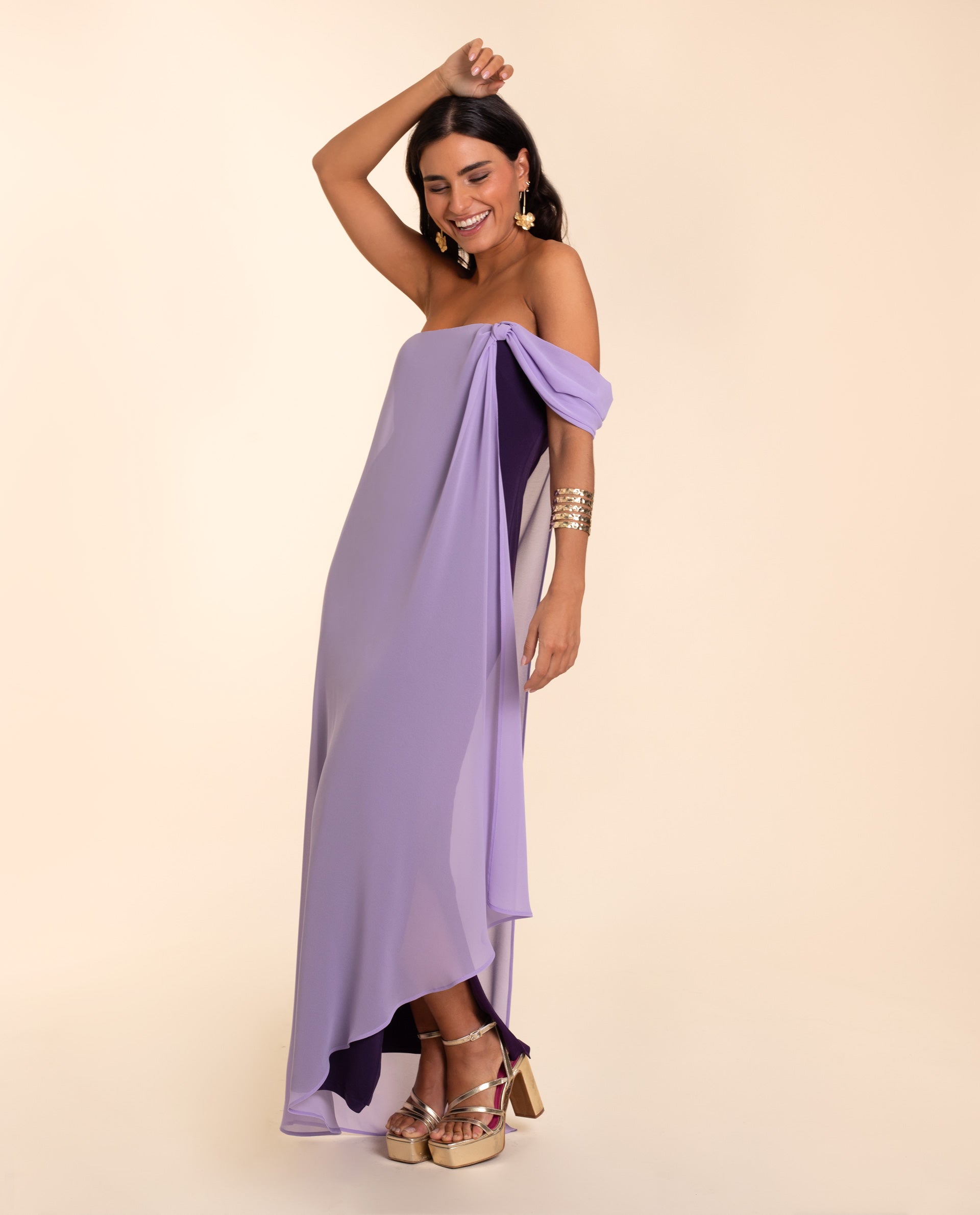 Vestido Decote Bardot com Capa Púrpura-3