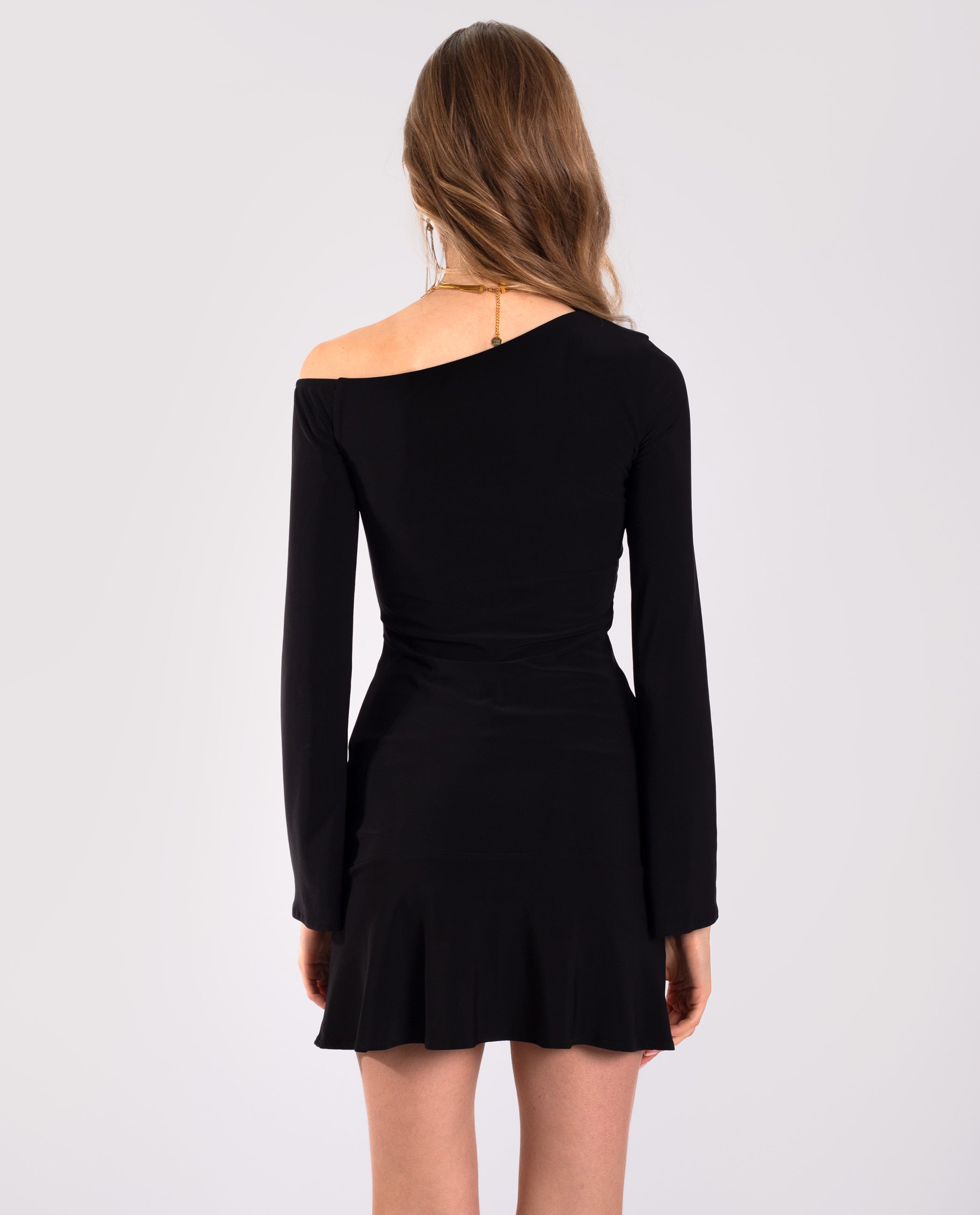 Vestido Curto de Manga Comprida com Franzido Frontal Preto-4