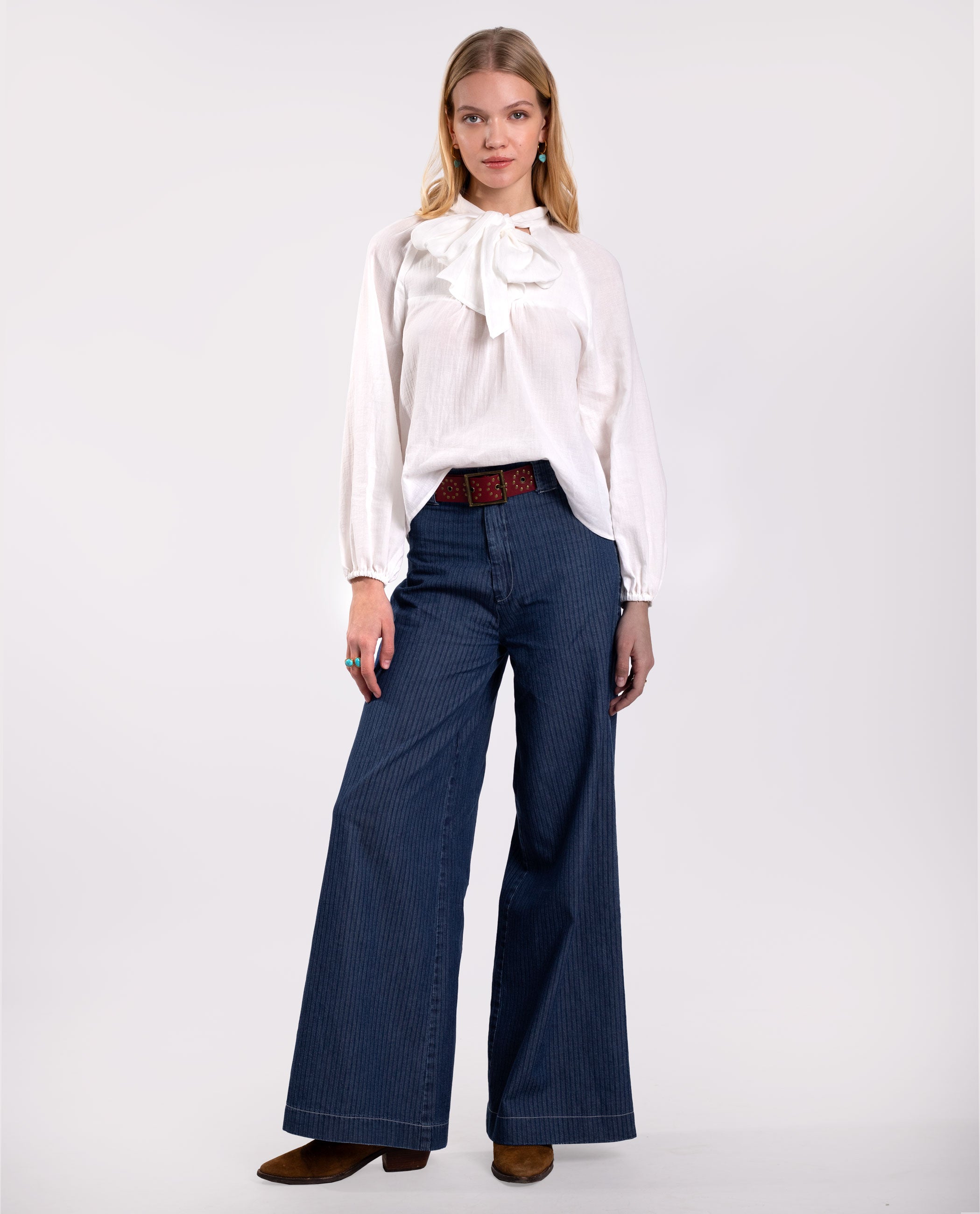 Blusa de Manga Comprida com Laçada Branco-4