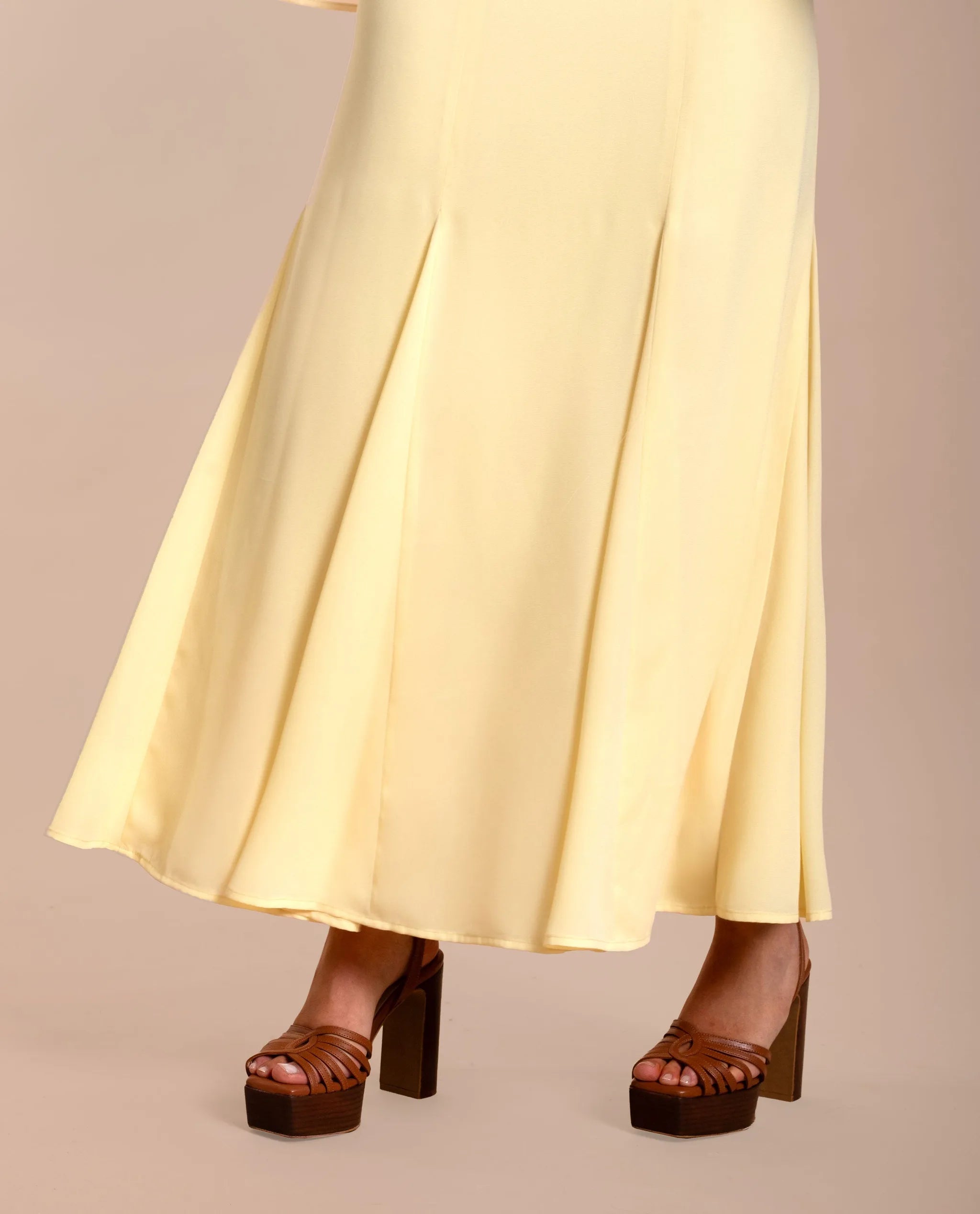 Vestido Midi de Corte Império com Alças Amarelo-5