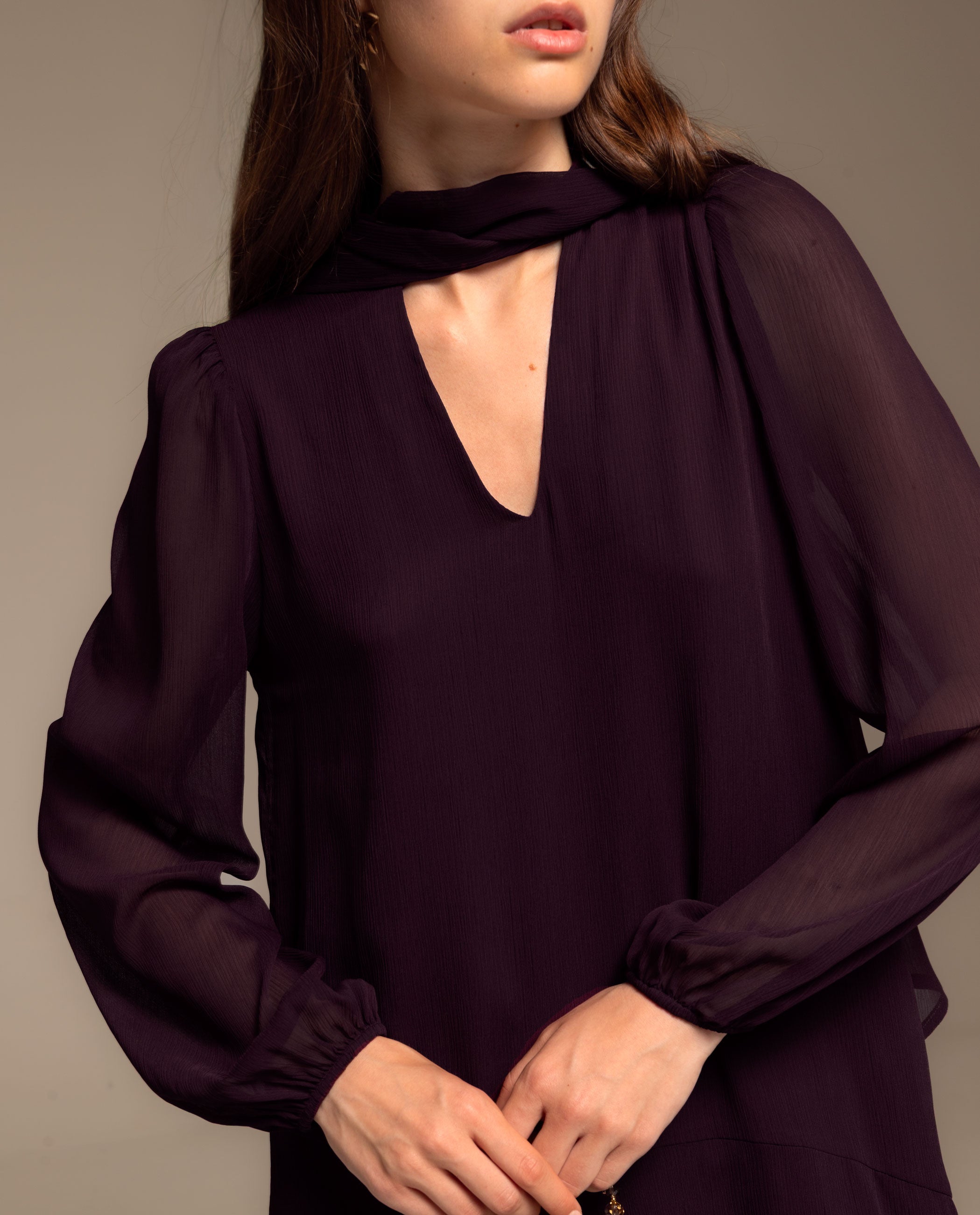 Vestido Curto de Manga Abalonada e Laçada Roxo-4