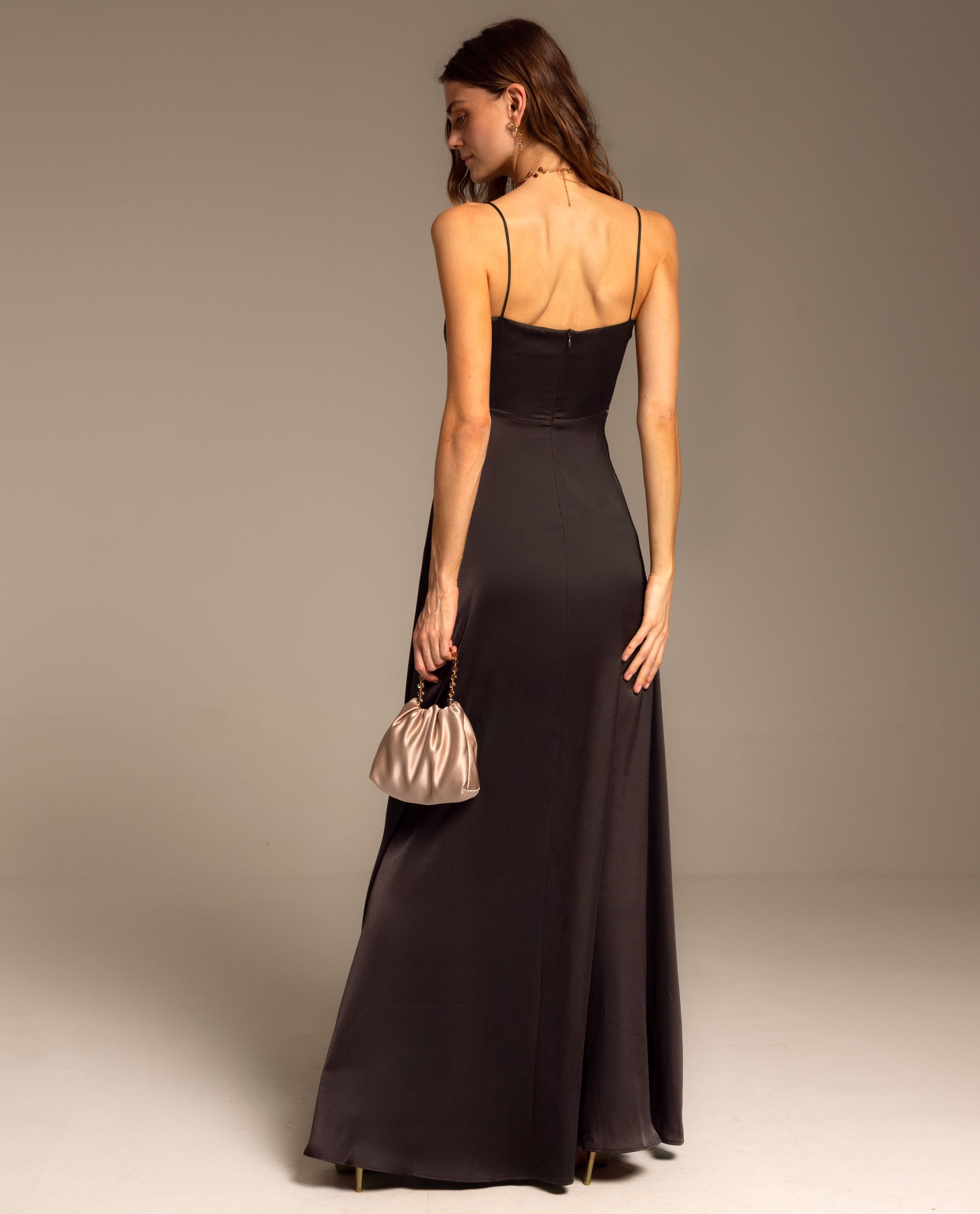 Vestido Comprido Princesa de Alças Preto-3