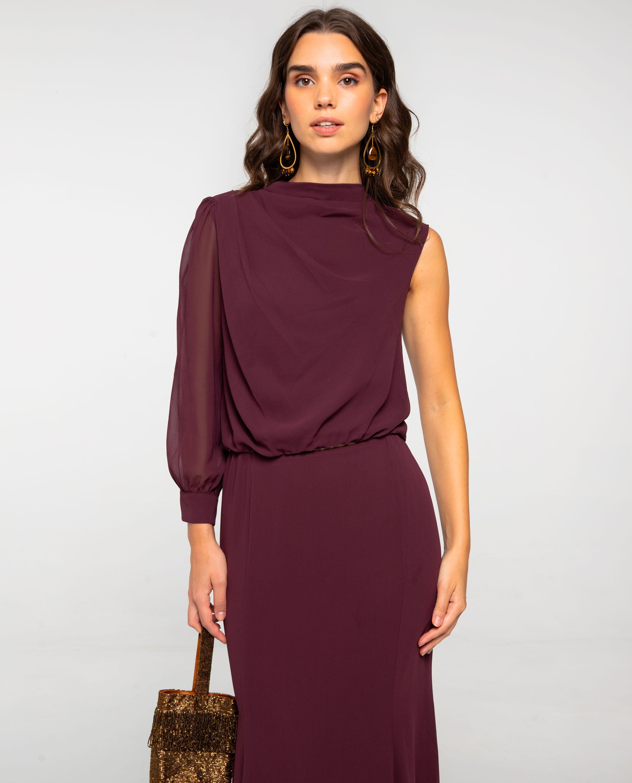 Blusa Assimétrica de Gase com Gola Chaminé e Manga Comprida Bordeaux-1