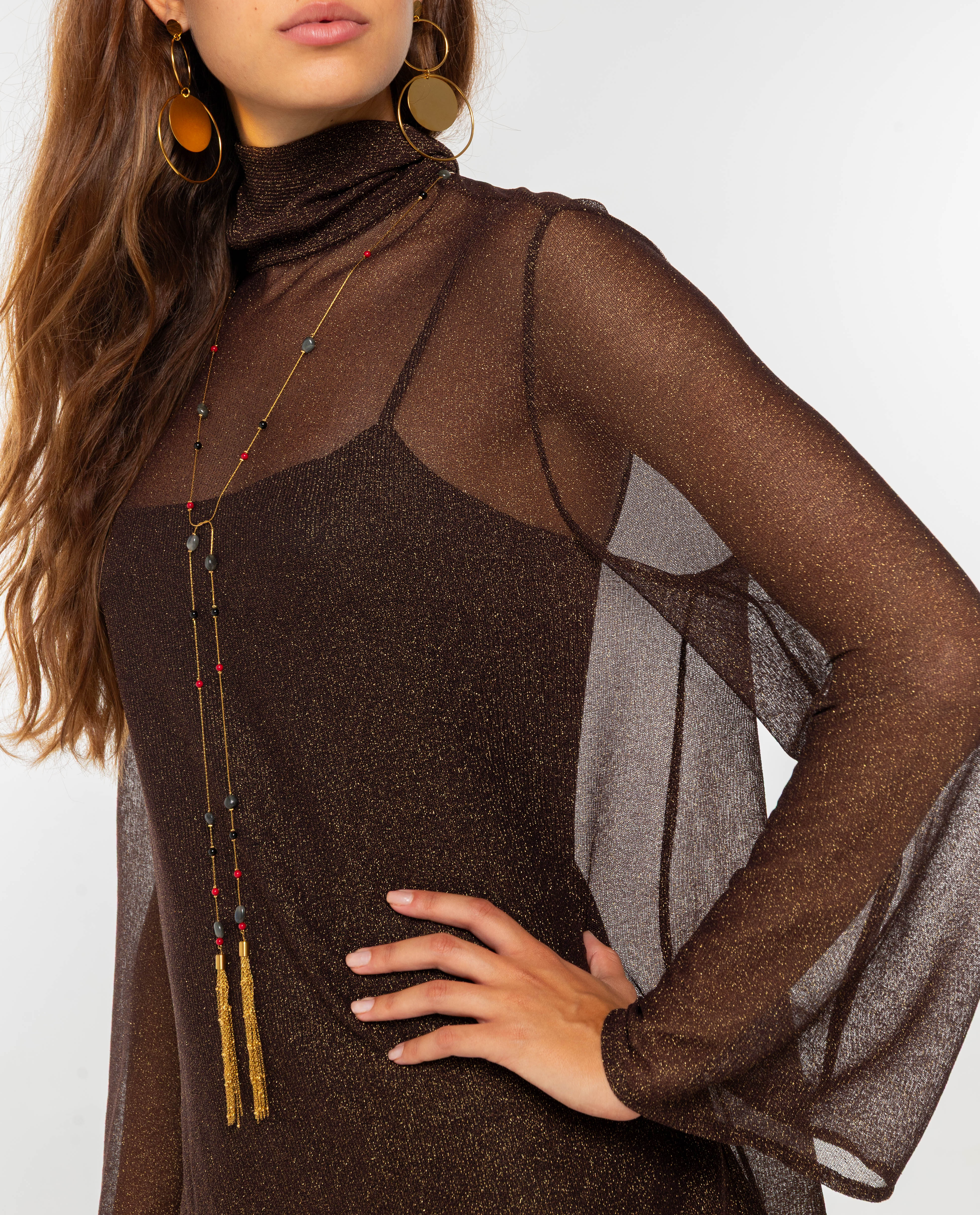 Vestido Curto de Tule com Lurex e Manga Comprida Evasé Castanho-4