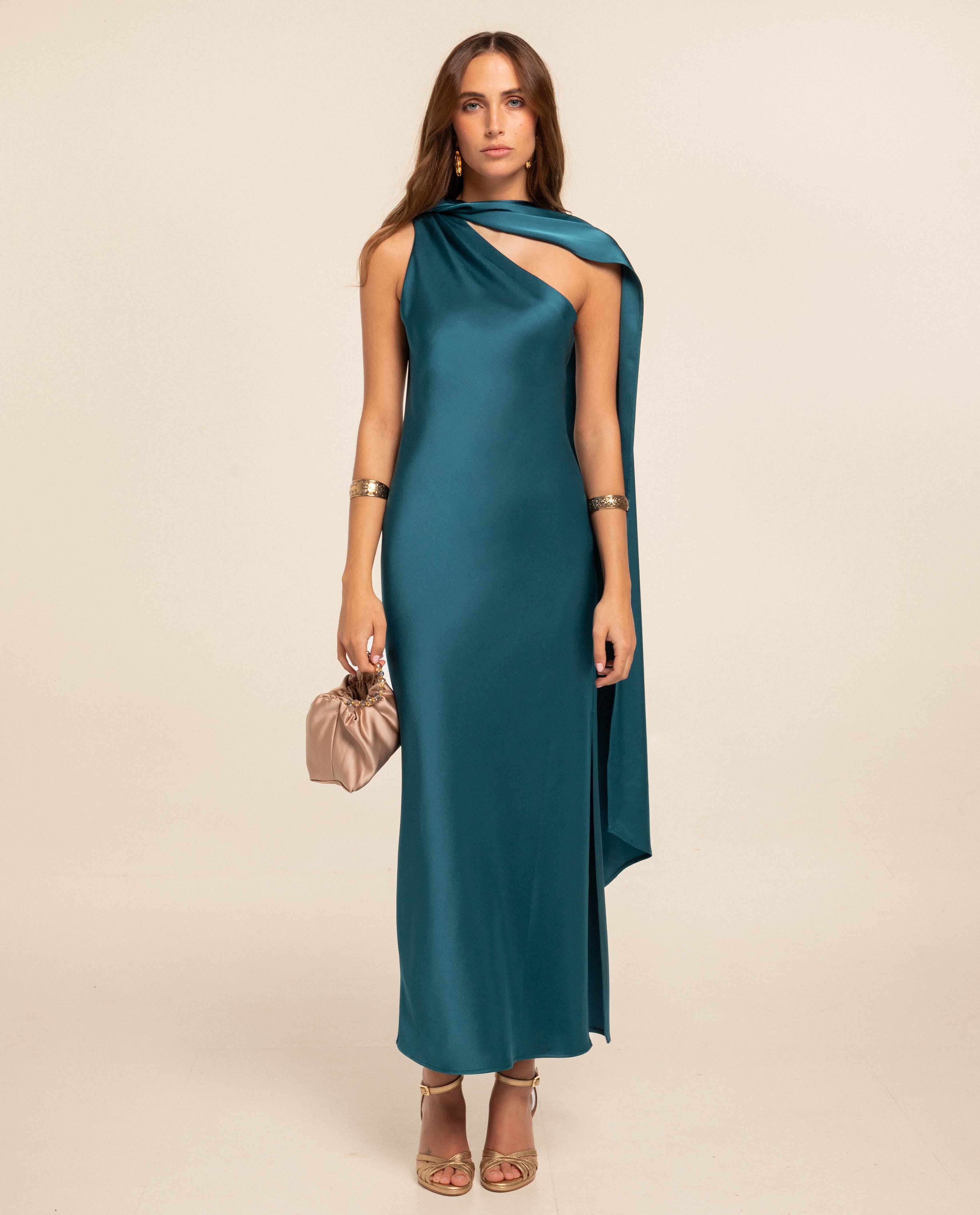 Imagem 0 de Vestido Midi Acetinado com Decote Assimétrico e Laçada