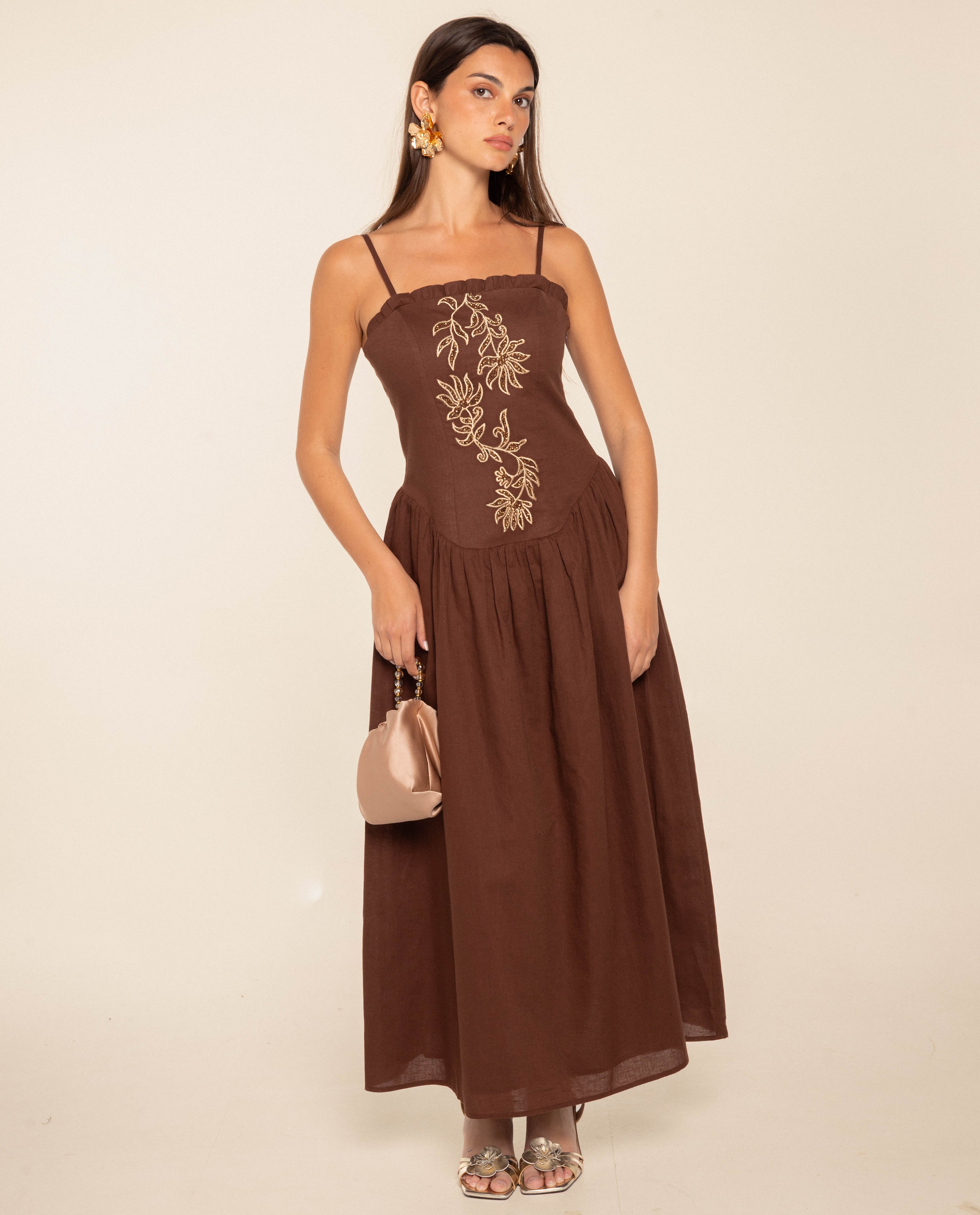 Vestido Midi de Alças com Bordados Castanho-2