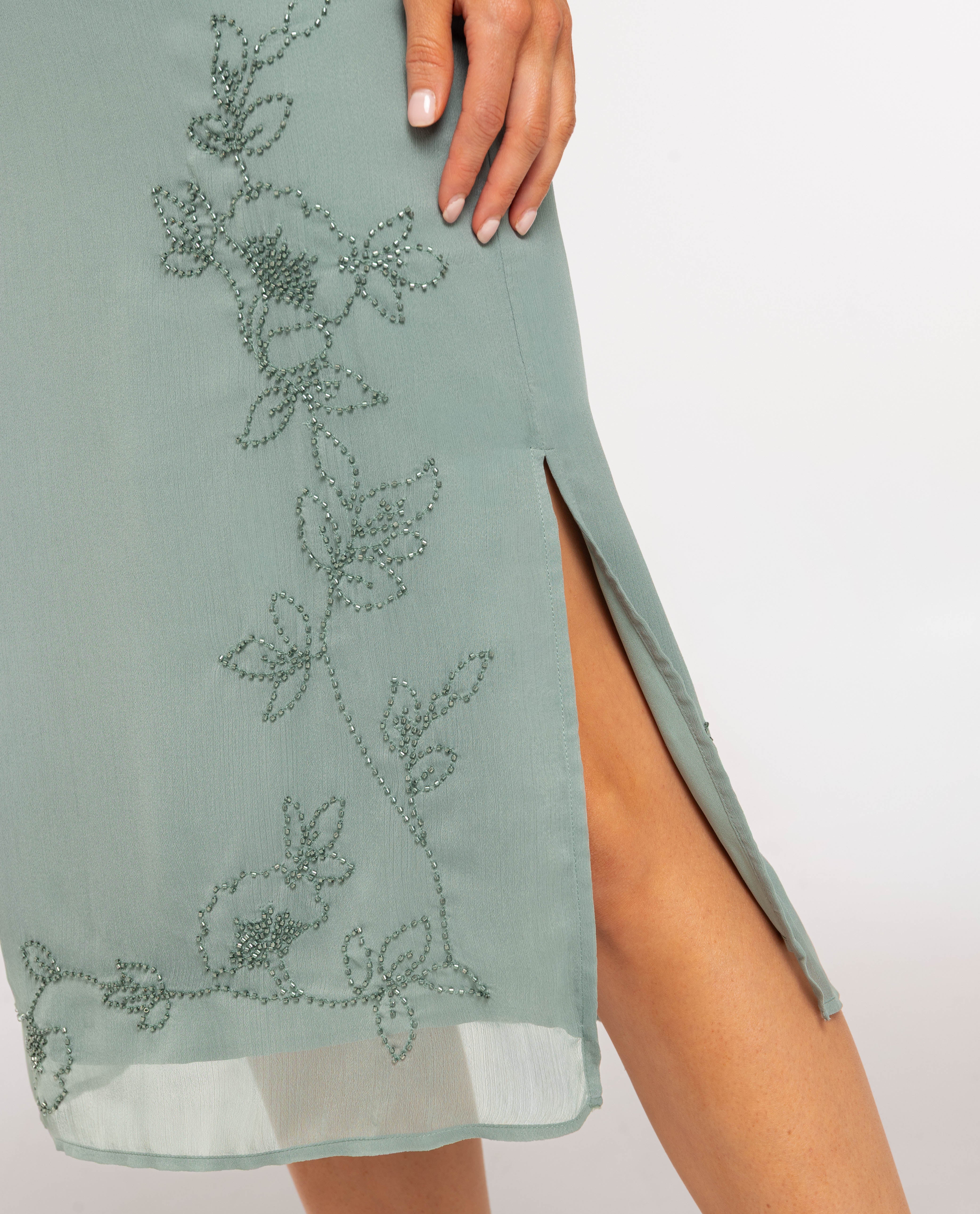 Saia Midi Bordada com Pedras Turquesa-4