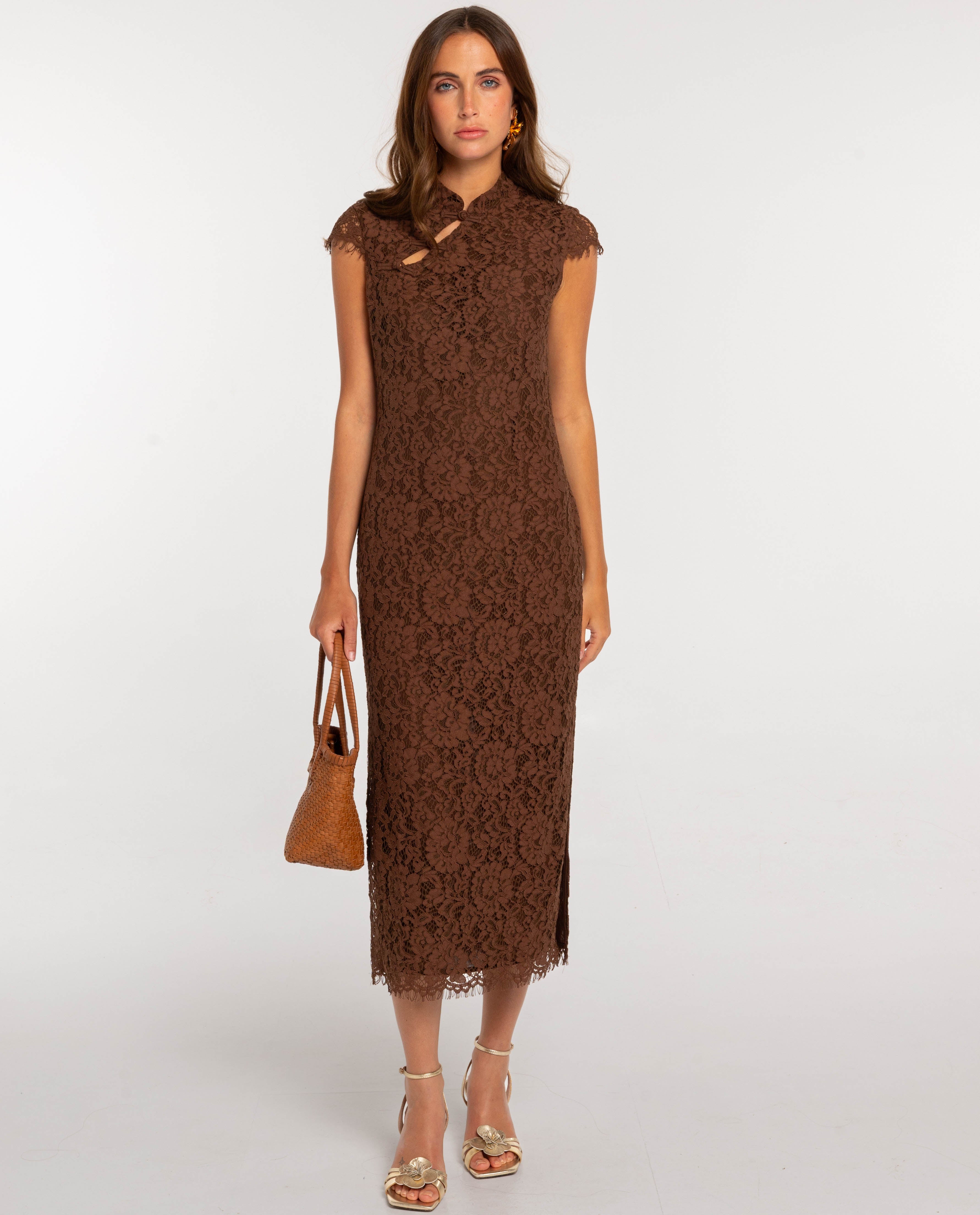 Vestido Midi de Renda com Gola À Padre Castanho-2