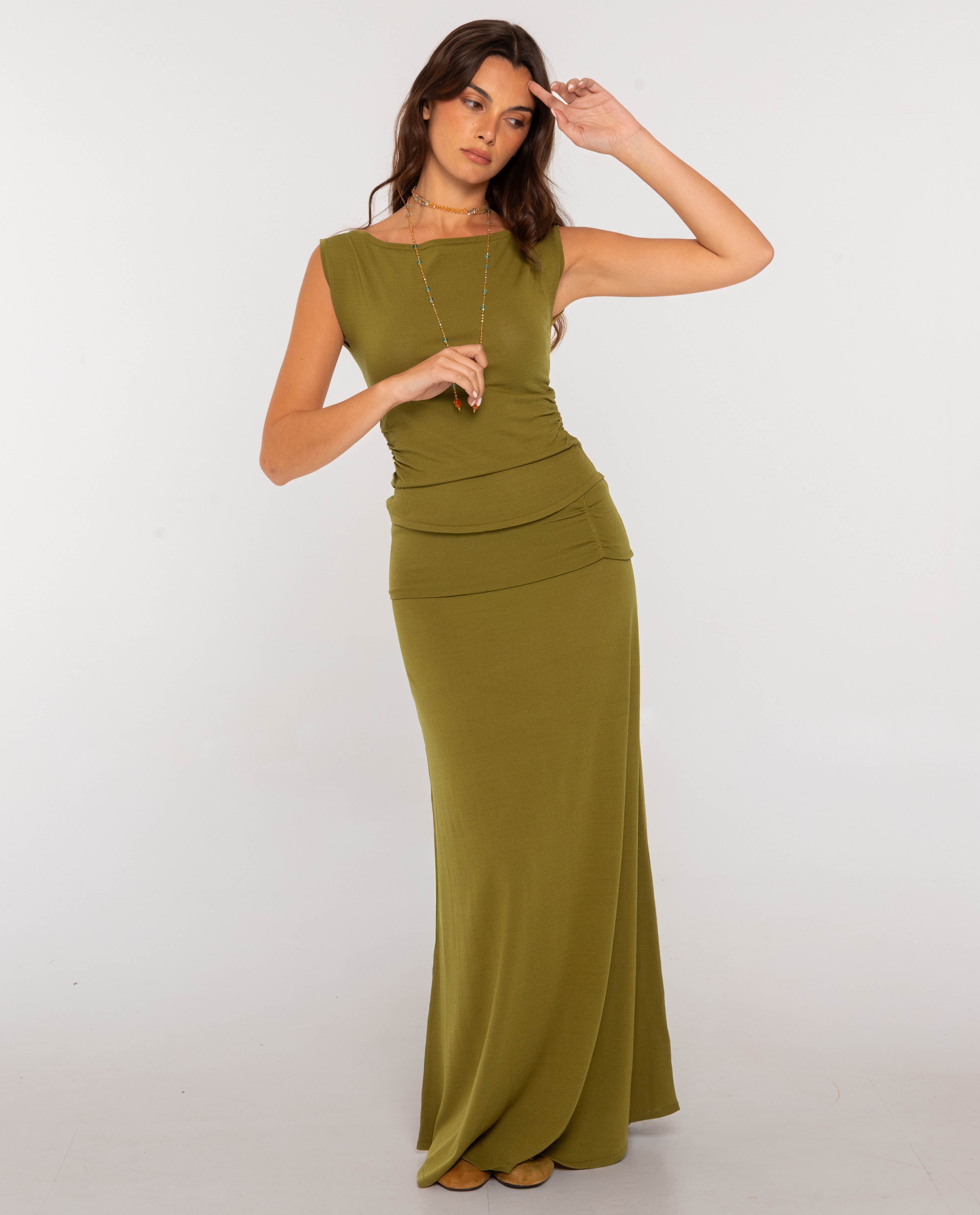 Imagem 0 de Saia Midi de Malha com Cinto Largo e Franzidos