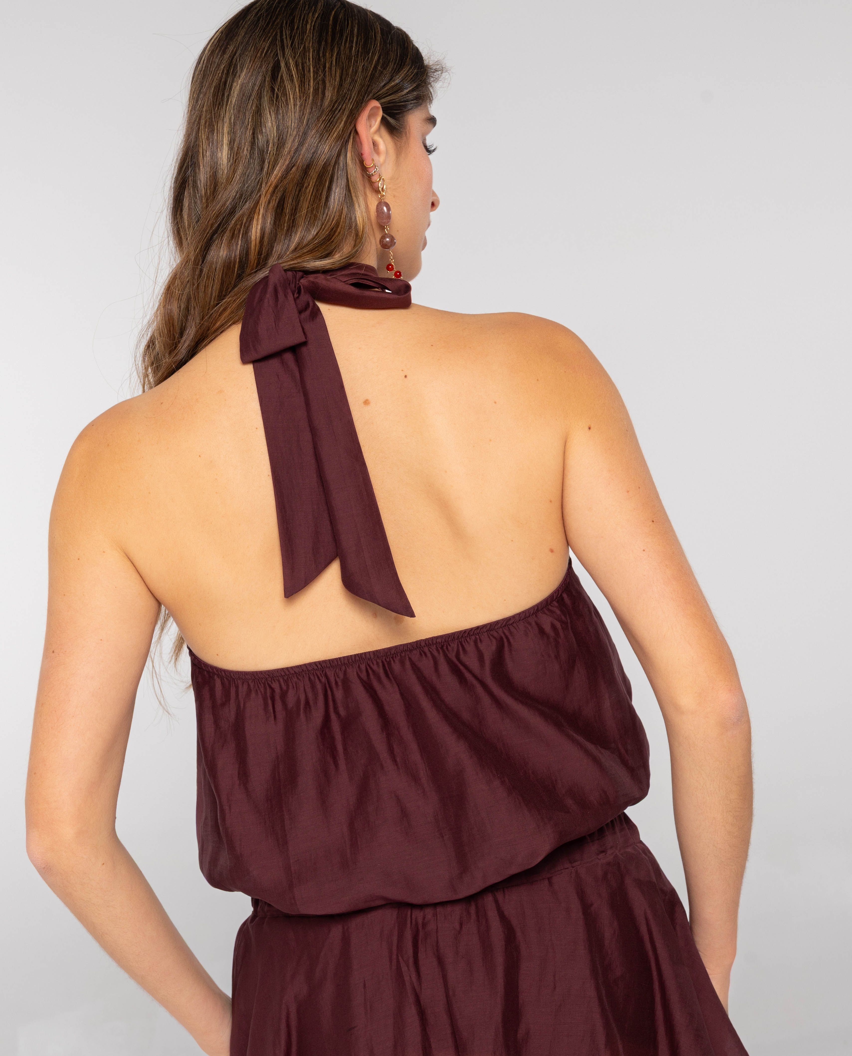 Blusa de Gola Halter e Bainha Abalonada Bordeaux-2