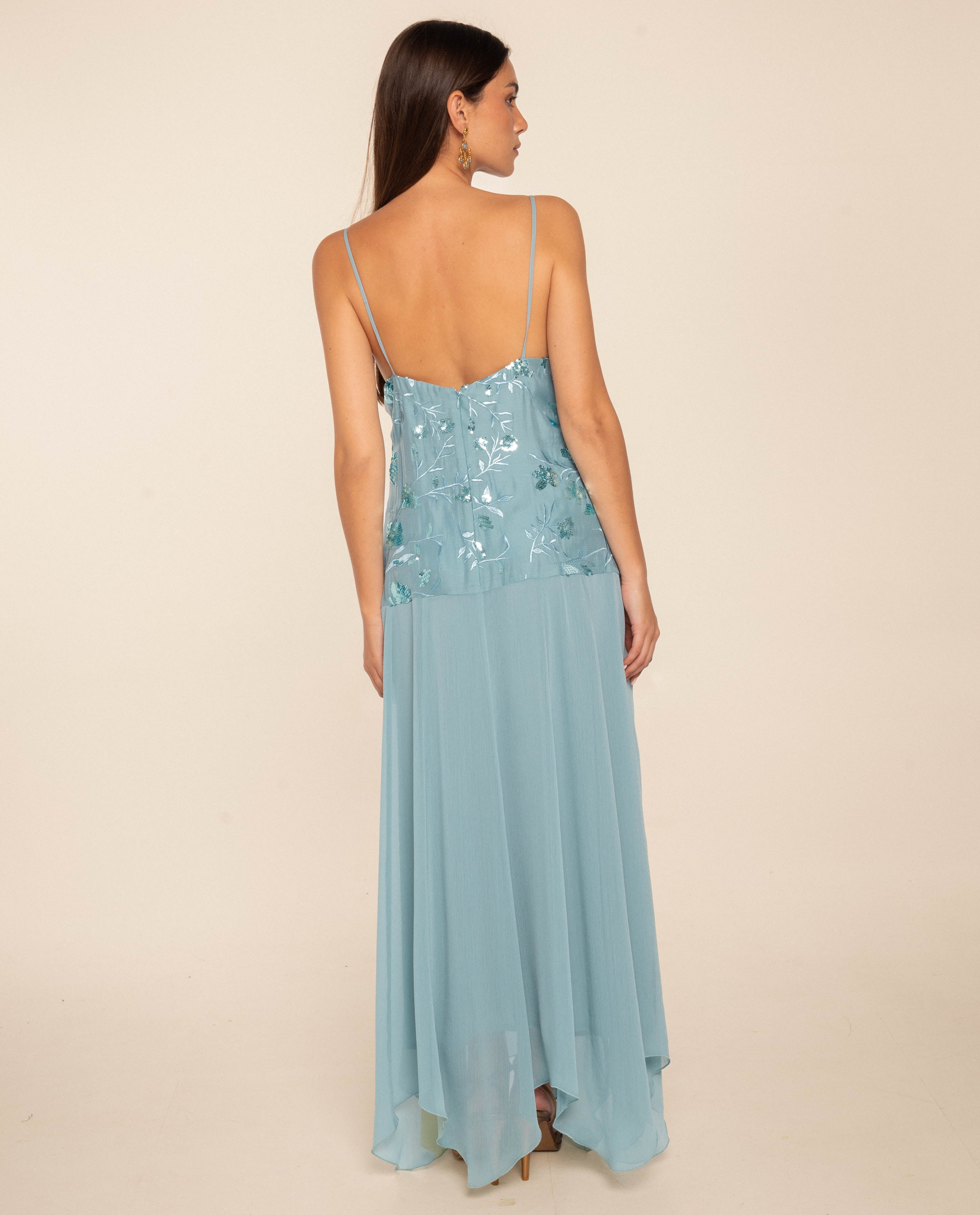 Vestido Comprido com Corpo de Bordados e Gase Azul-claro-3