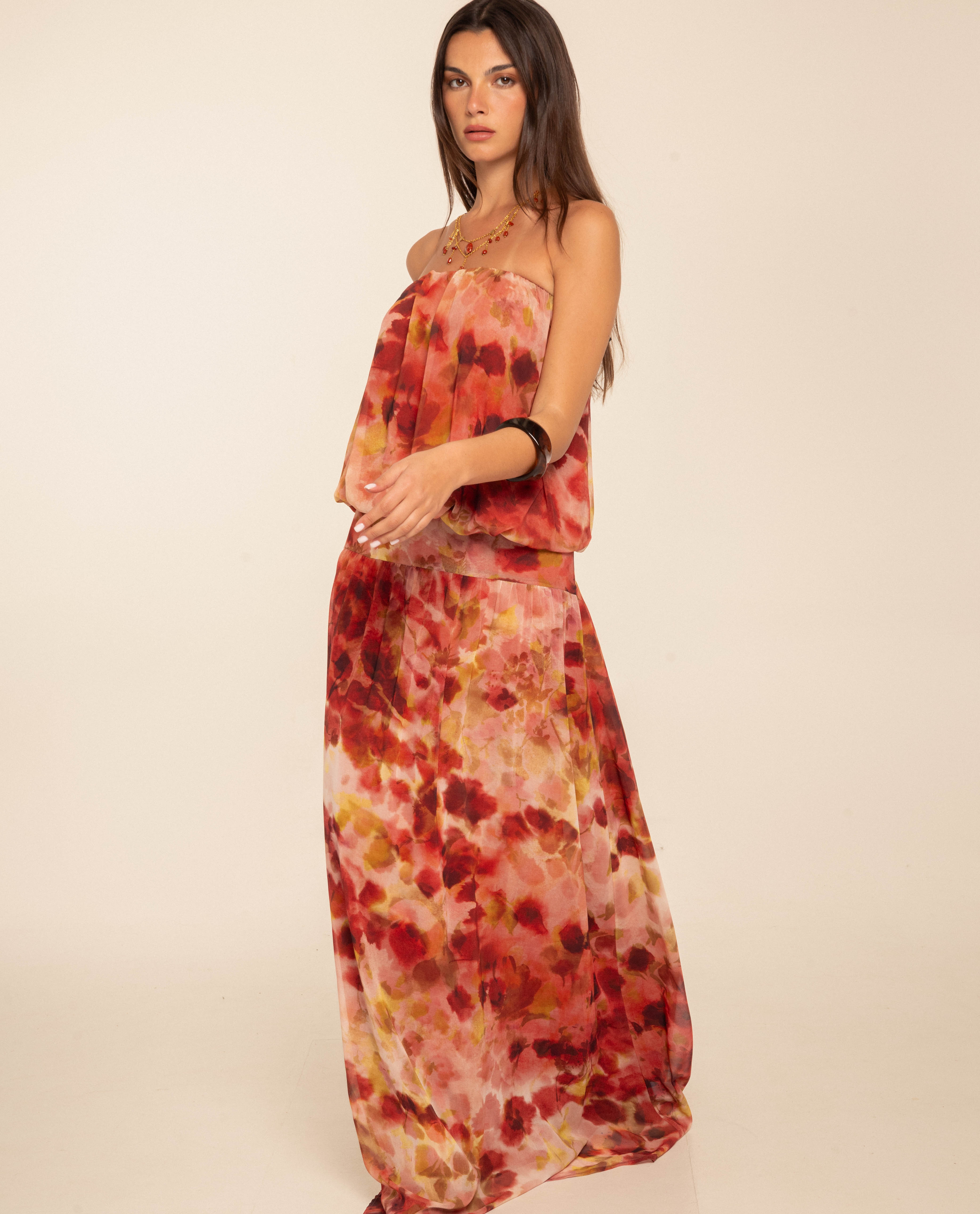 Imagem 0 de Vestido Comprido com Decote Palavra de Honra