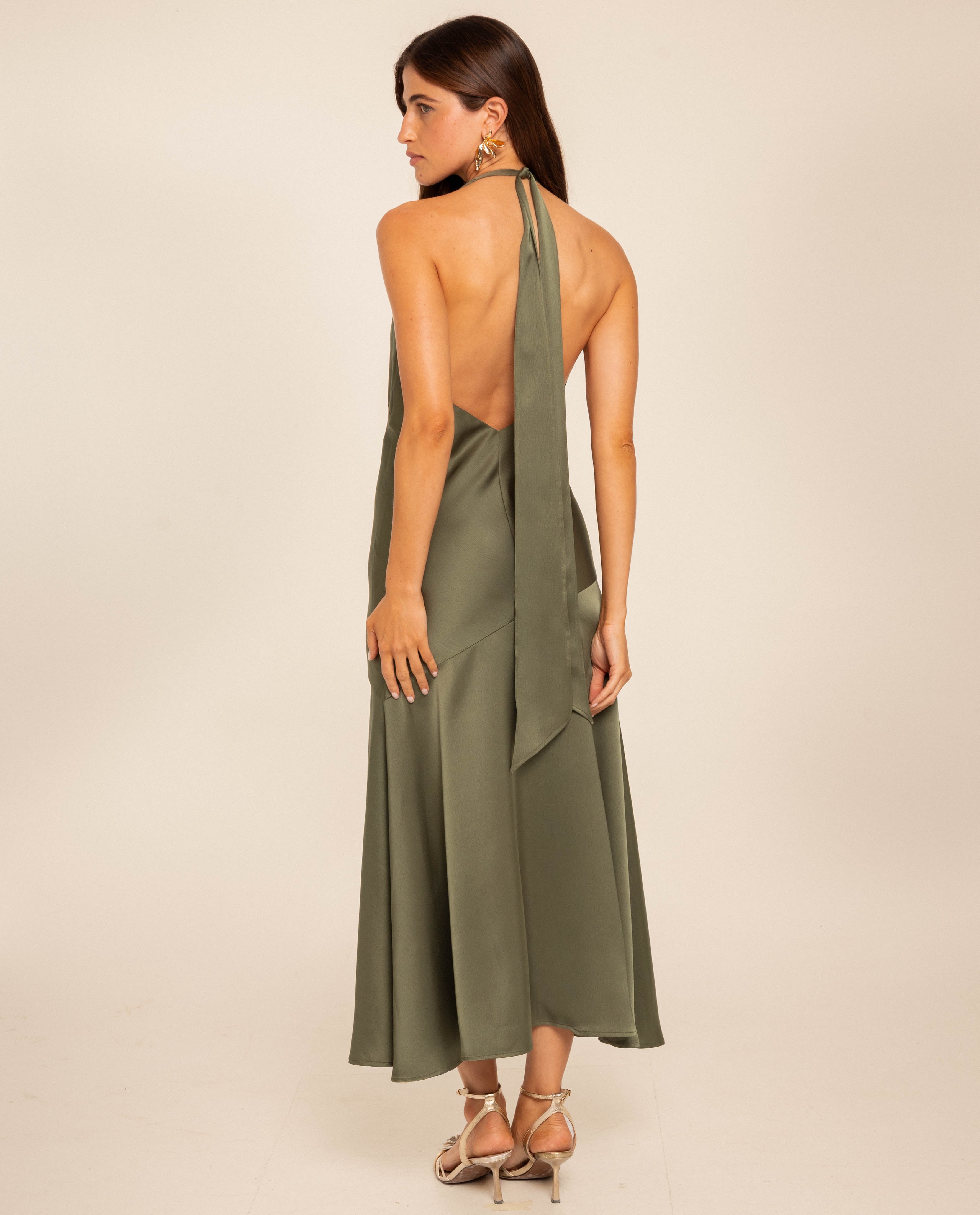 Vestido Midi com Decote Halter e Laçada Verde-3