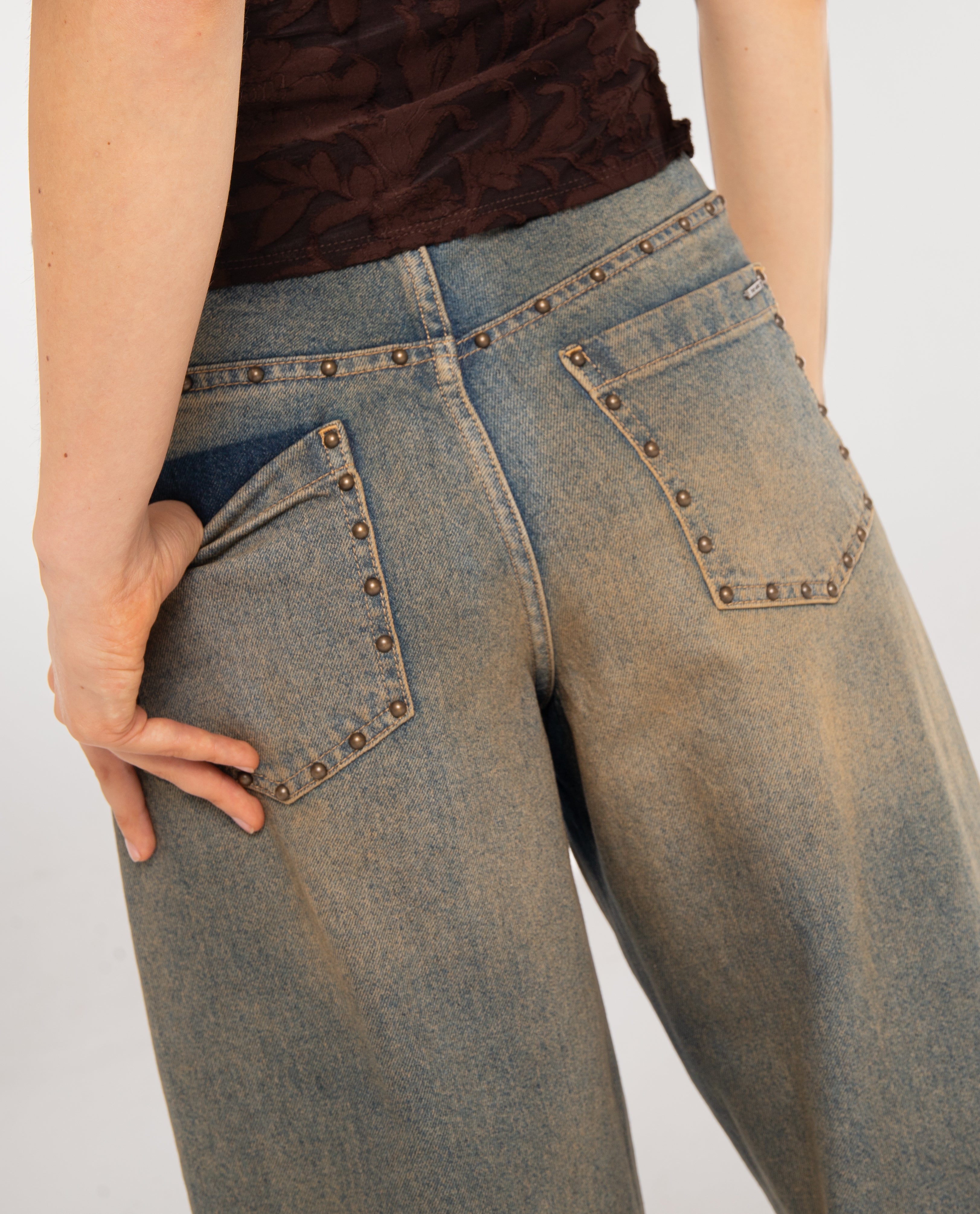 Calças Largas Jeans de Cintura Subida e Silhueta Baggy com Rebites Azul-4