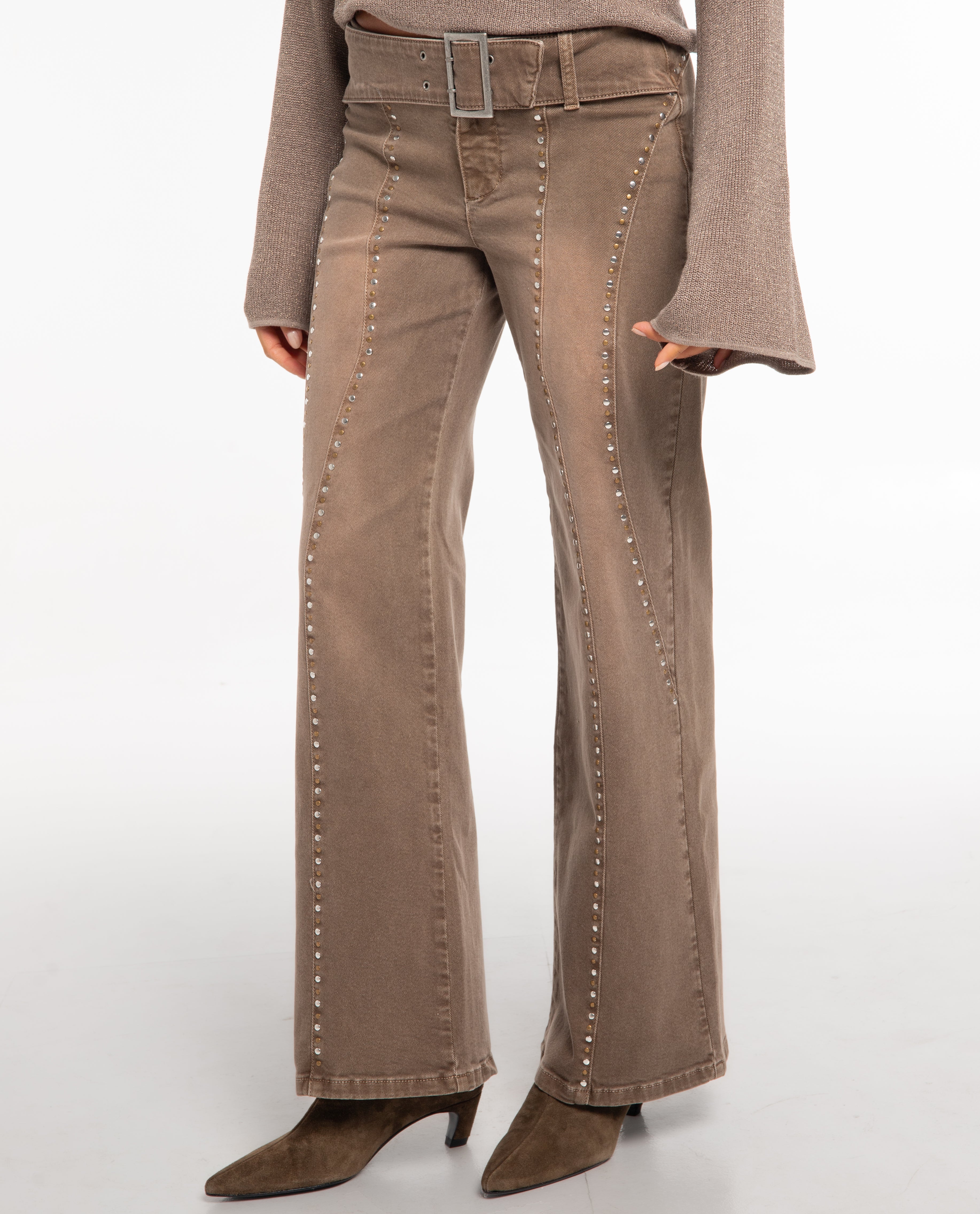 Calças Largas Compridas Denim com Apliques Castanho-2