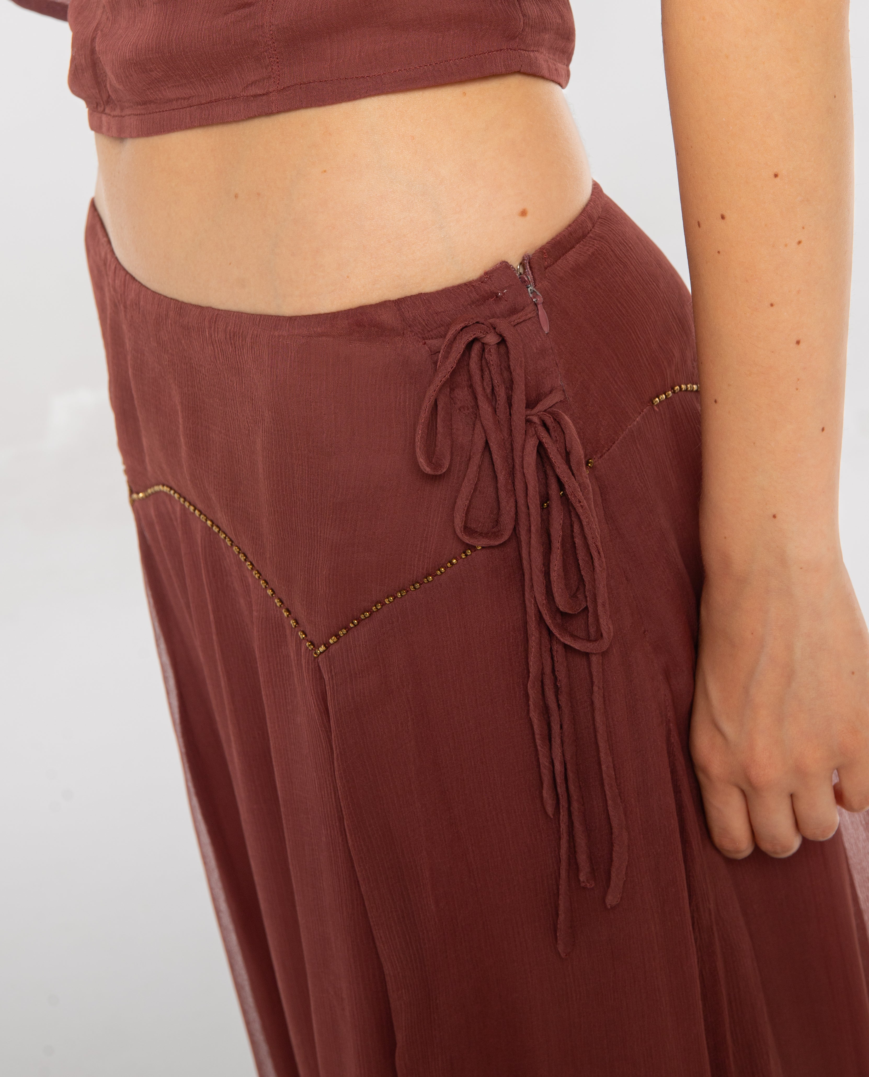 Saia Midi com Volume e Bainha Assimétrica Bege-4