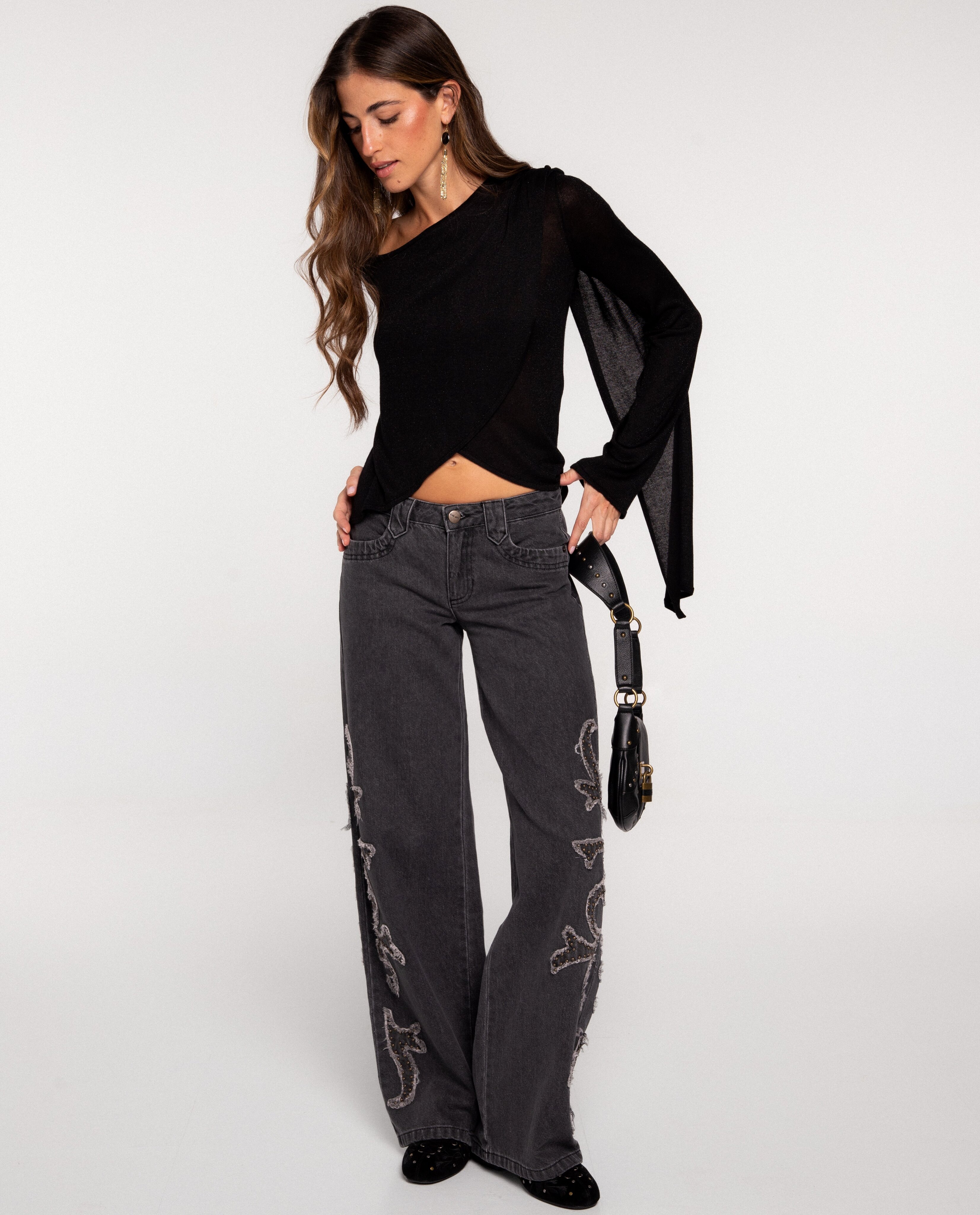 Top de Malha Assimétrico com Lurex Preto-5