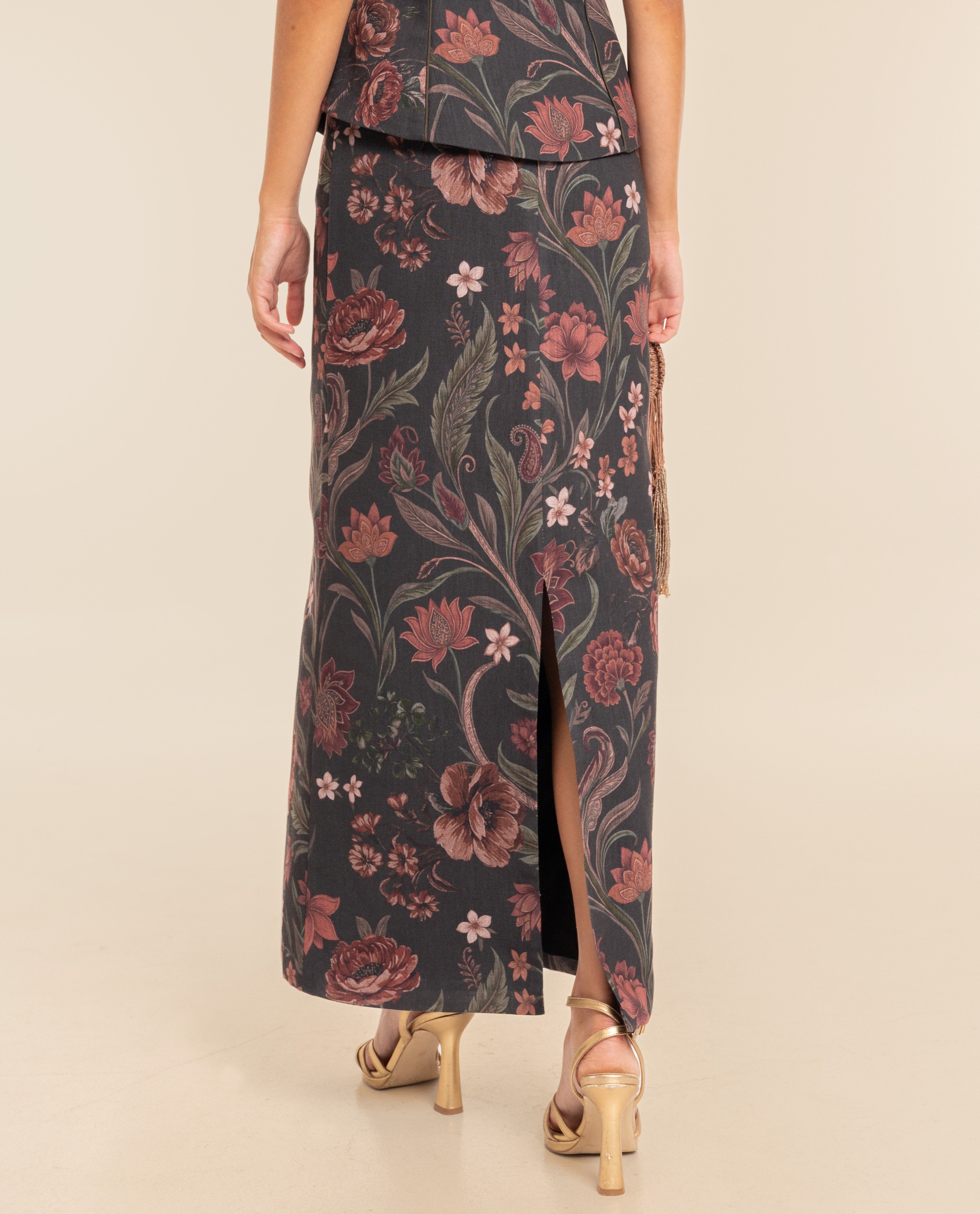 Saia Midi Estampada com Linho Vermelho-3