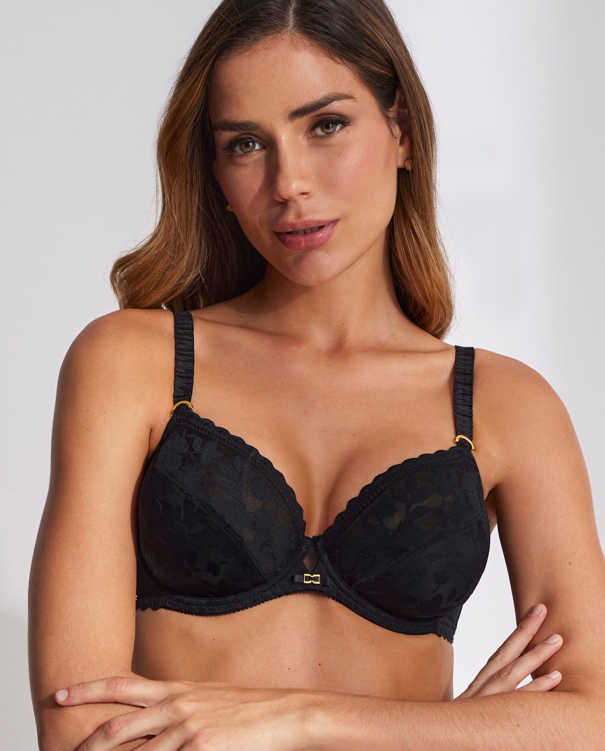 Soutien Capacidade com Decote Médio Preto-1