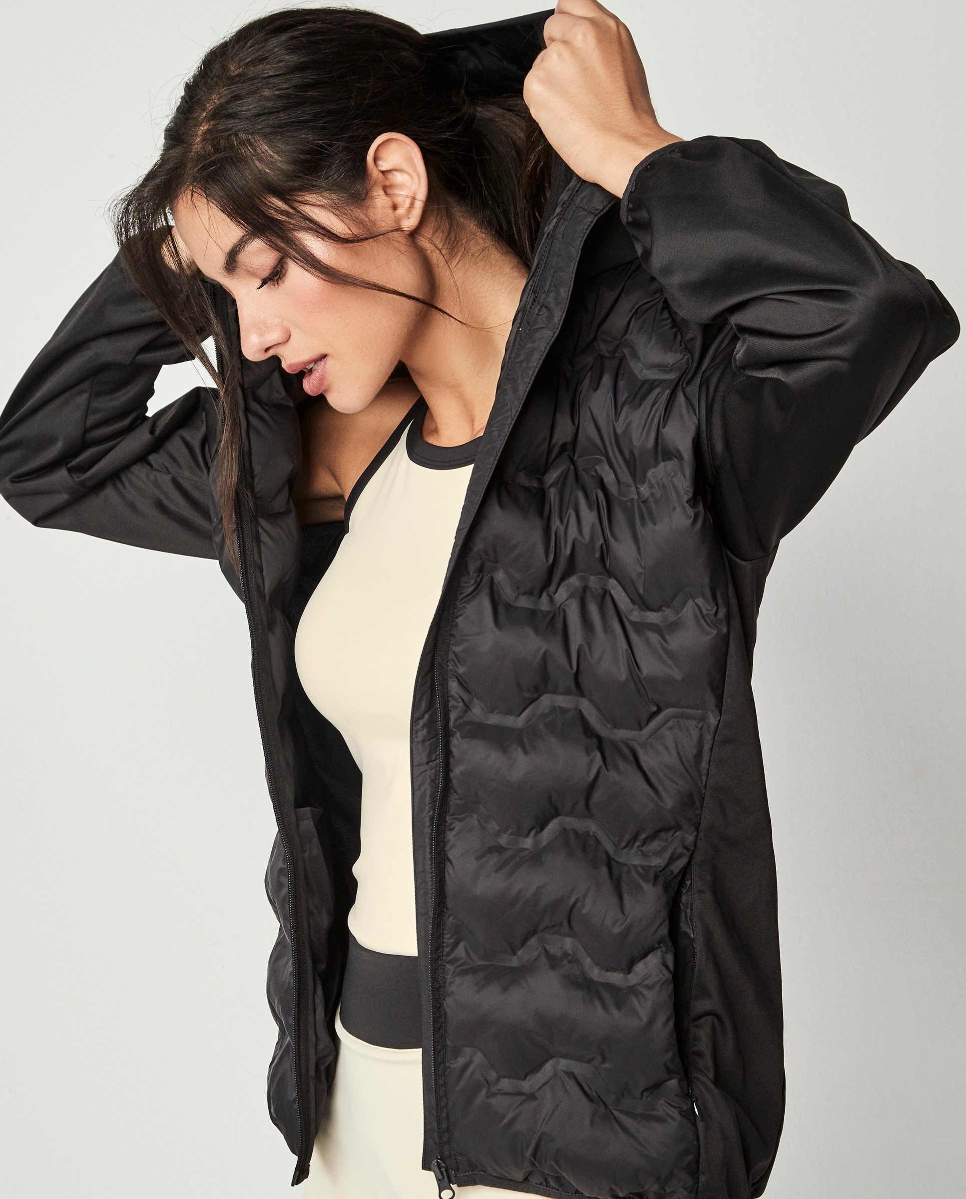 Casaco Acolchoado com Capuz By Pilar Rubio Preto-3