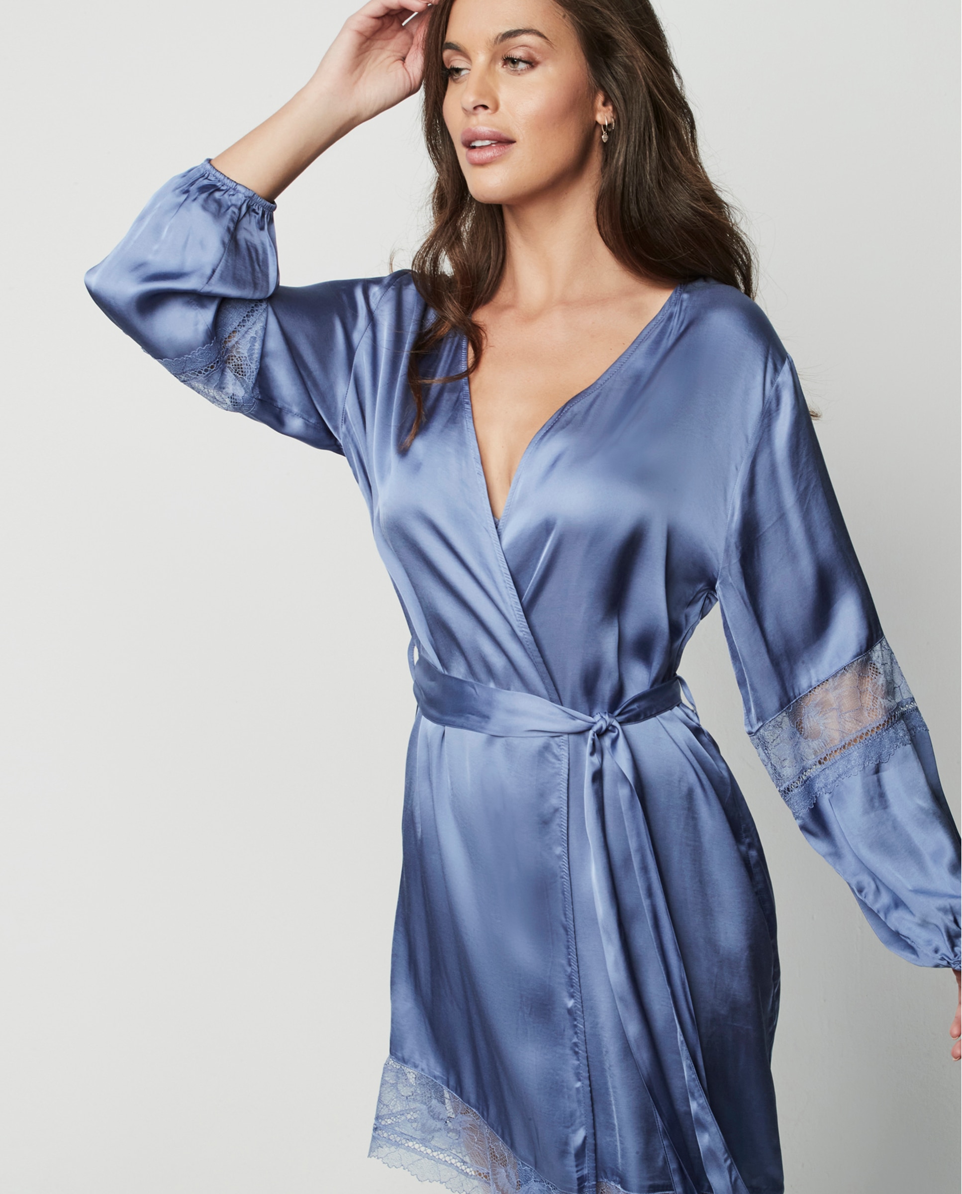 Imagem 0 de Bata Interior Curta com Laço