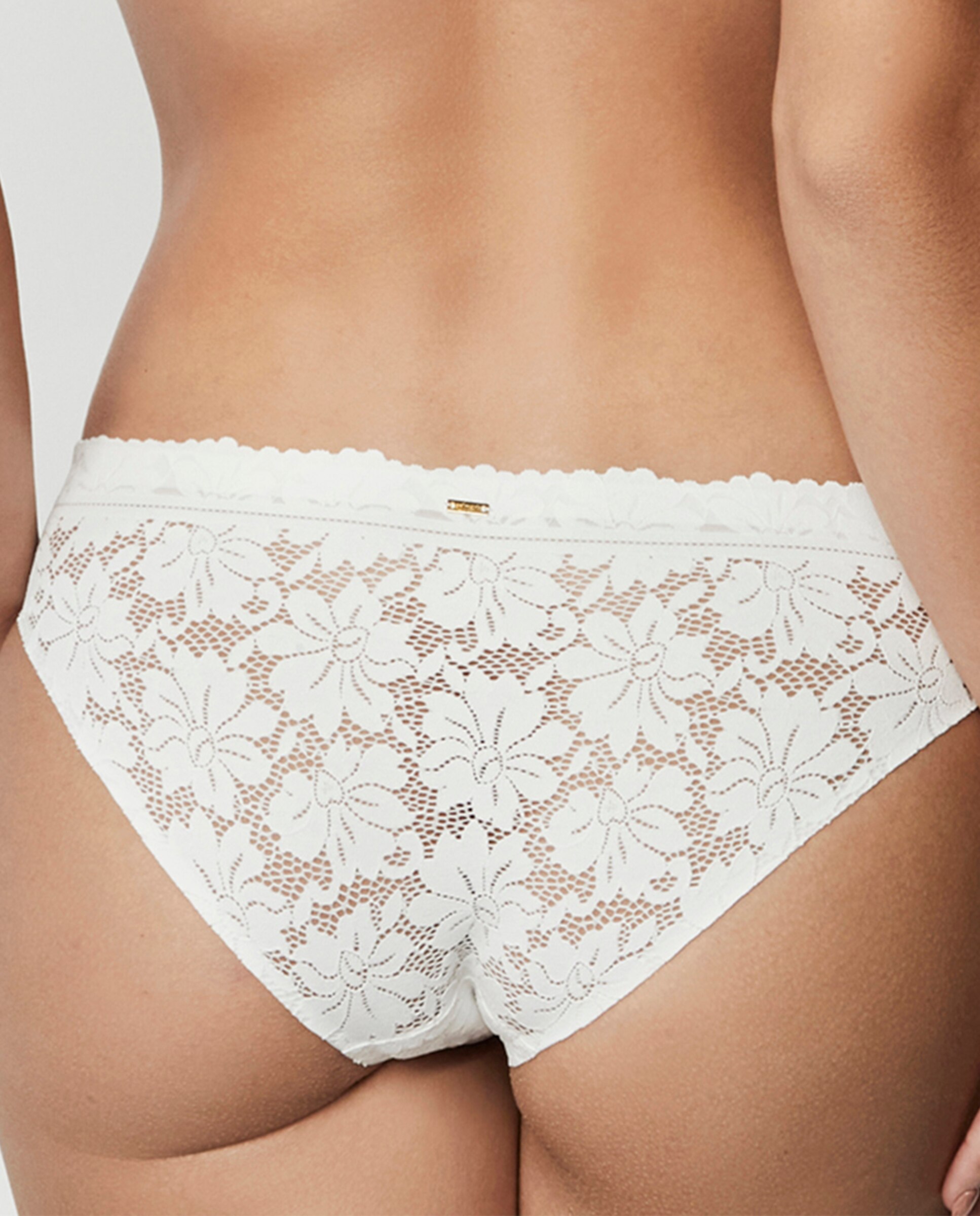 Cueca Clássica Básica Marfim-2