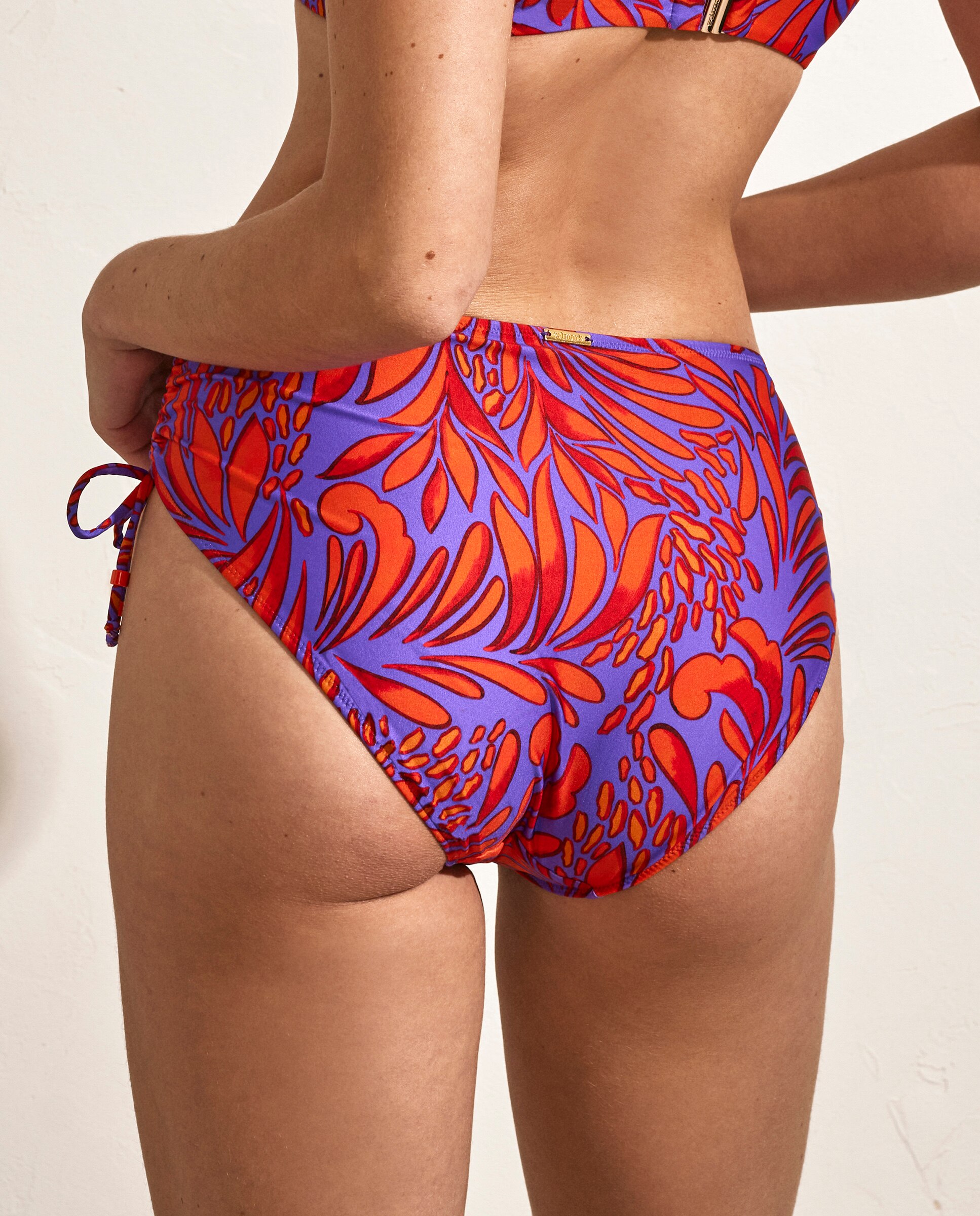 Cueca de Biquíni Alta Clássica Laranja-2