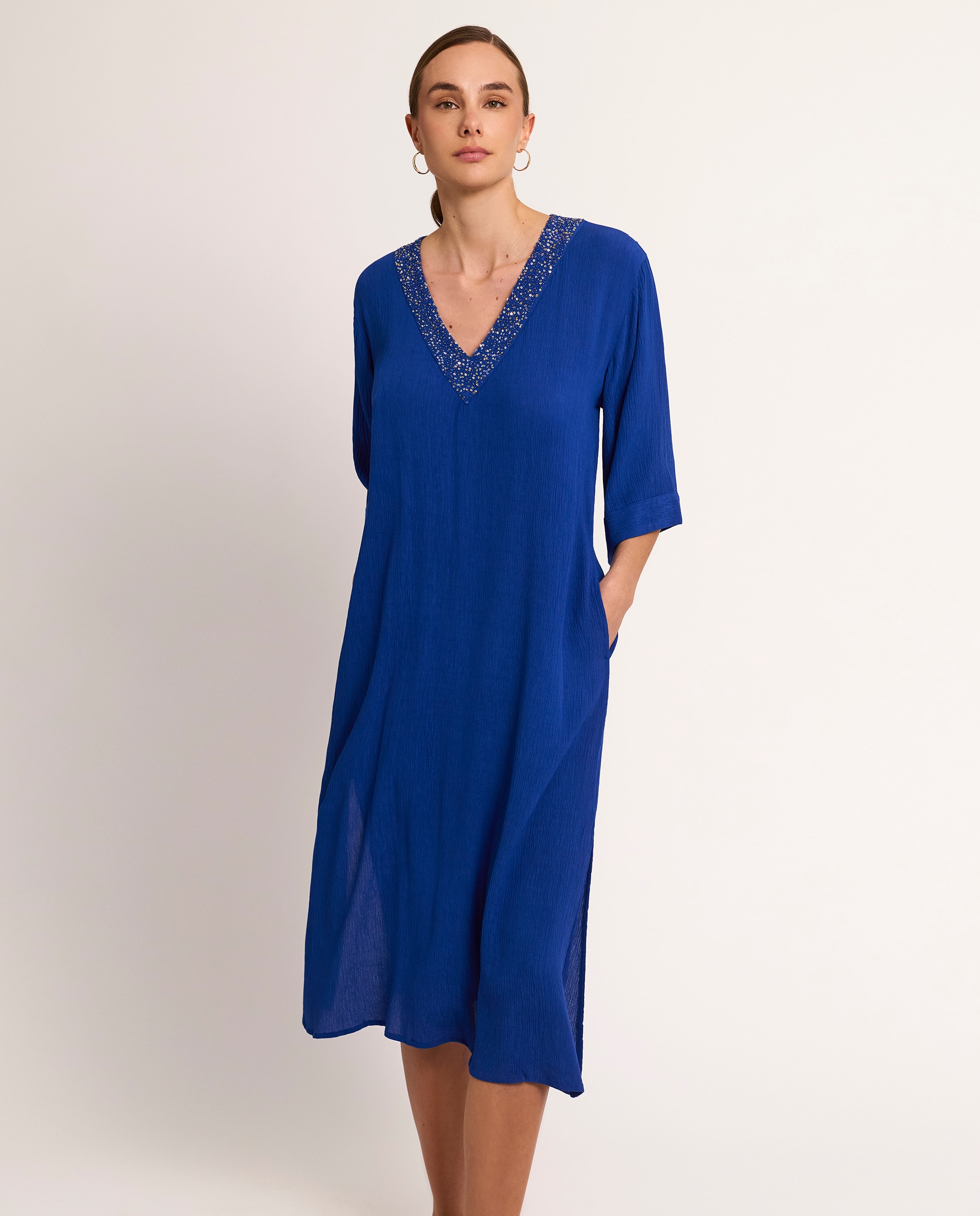 Imagem 0 de Vestido de Praia Comprido com Decote em V, Coleção Solstice