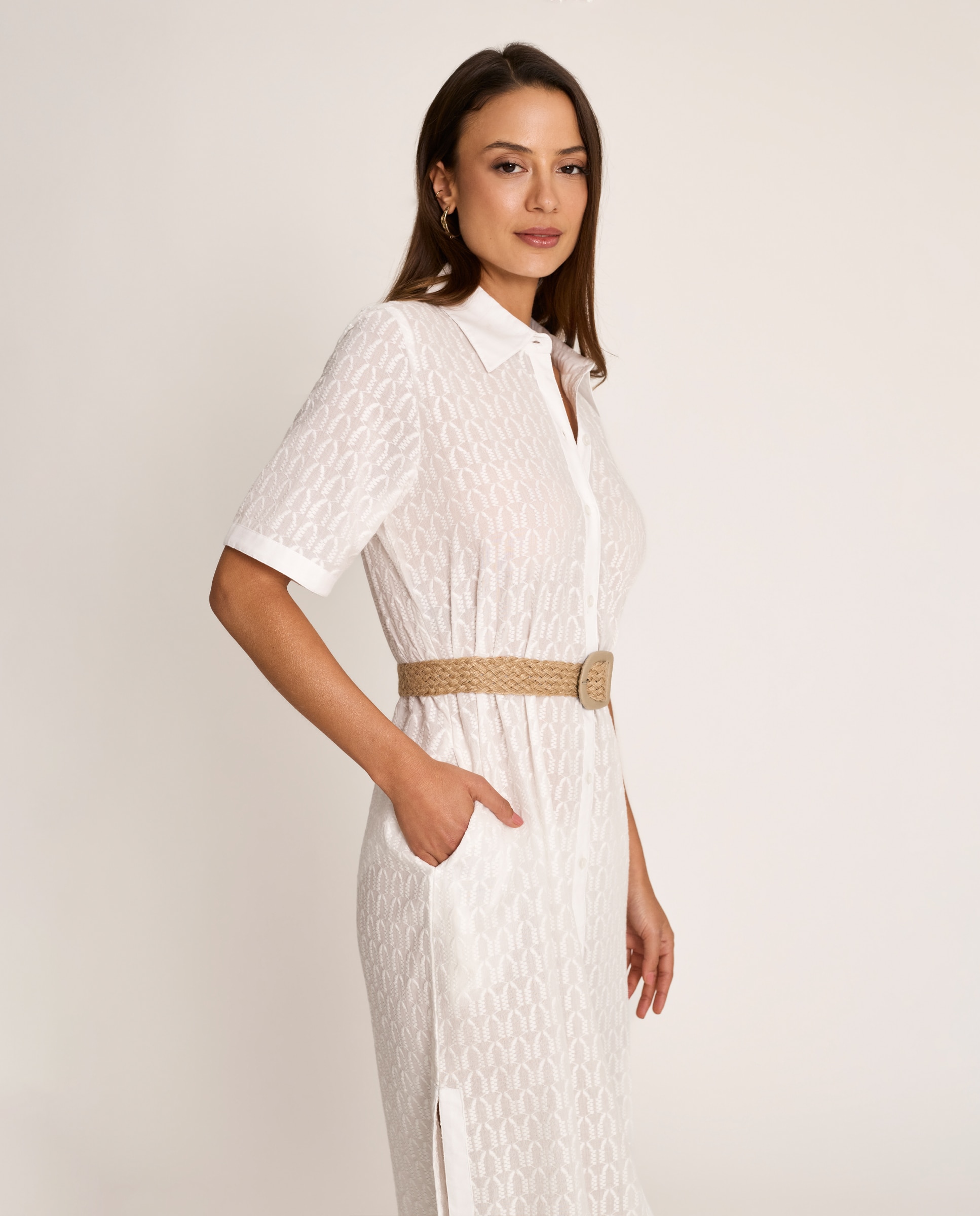 Vestido de Praia Tipo Camisa com Bolsos e Cinto, Coleção Kaleido Branco-5