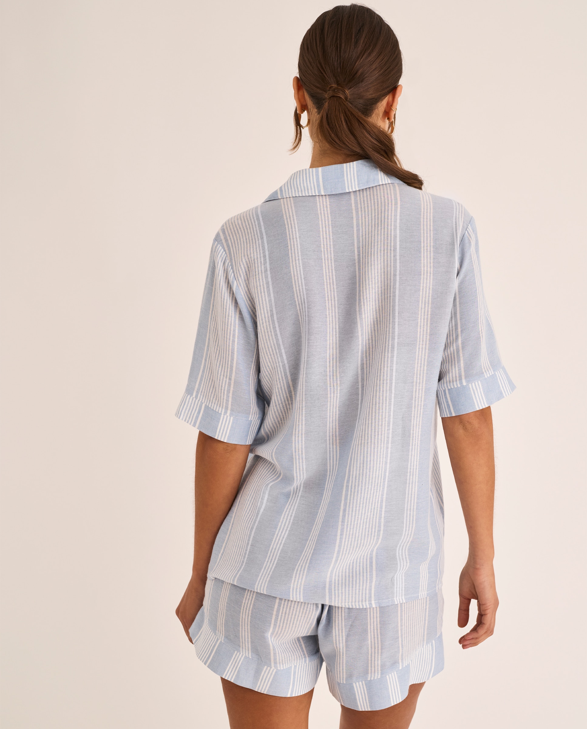 Pijama Curto Azul-claro-2
