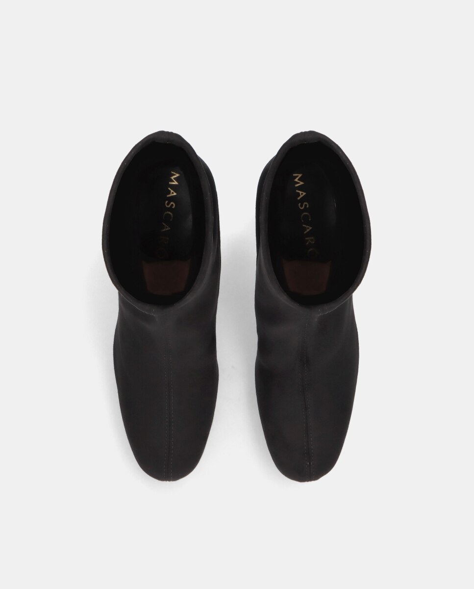 Botins Básicos em Tecido Elástico Efeito Camurça Preto-3