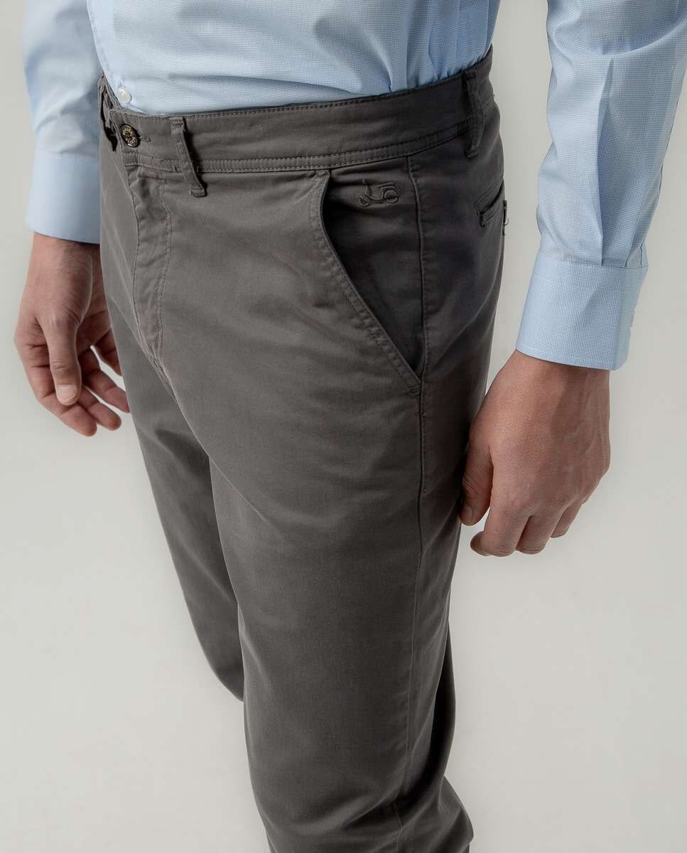 Calças Chino Regular Fit Cinzento-4